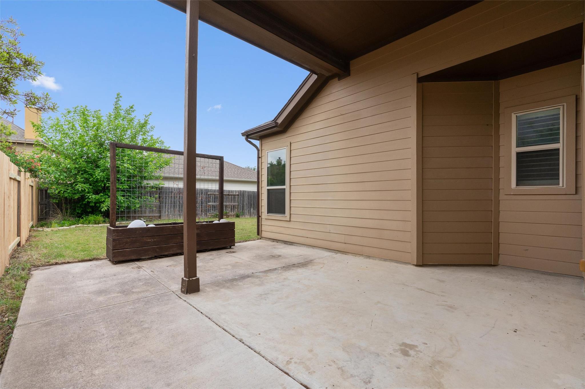 1008 Clearwing Cir, Georgetown, TX 78626