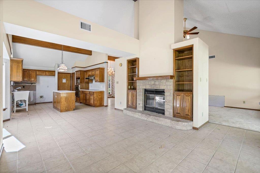 10801 Culberson Dr, Austin, TX 78748