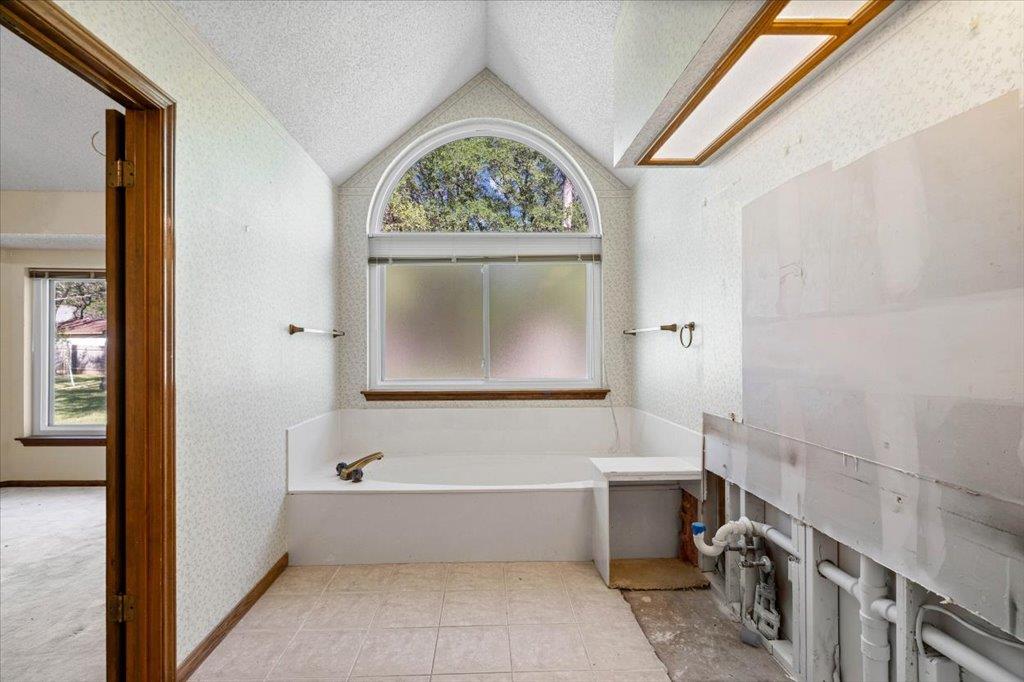 10801 Culberson Dr, Austin, TX 78748