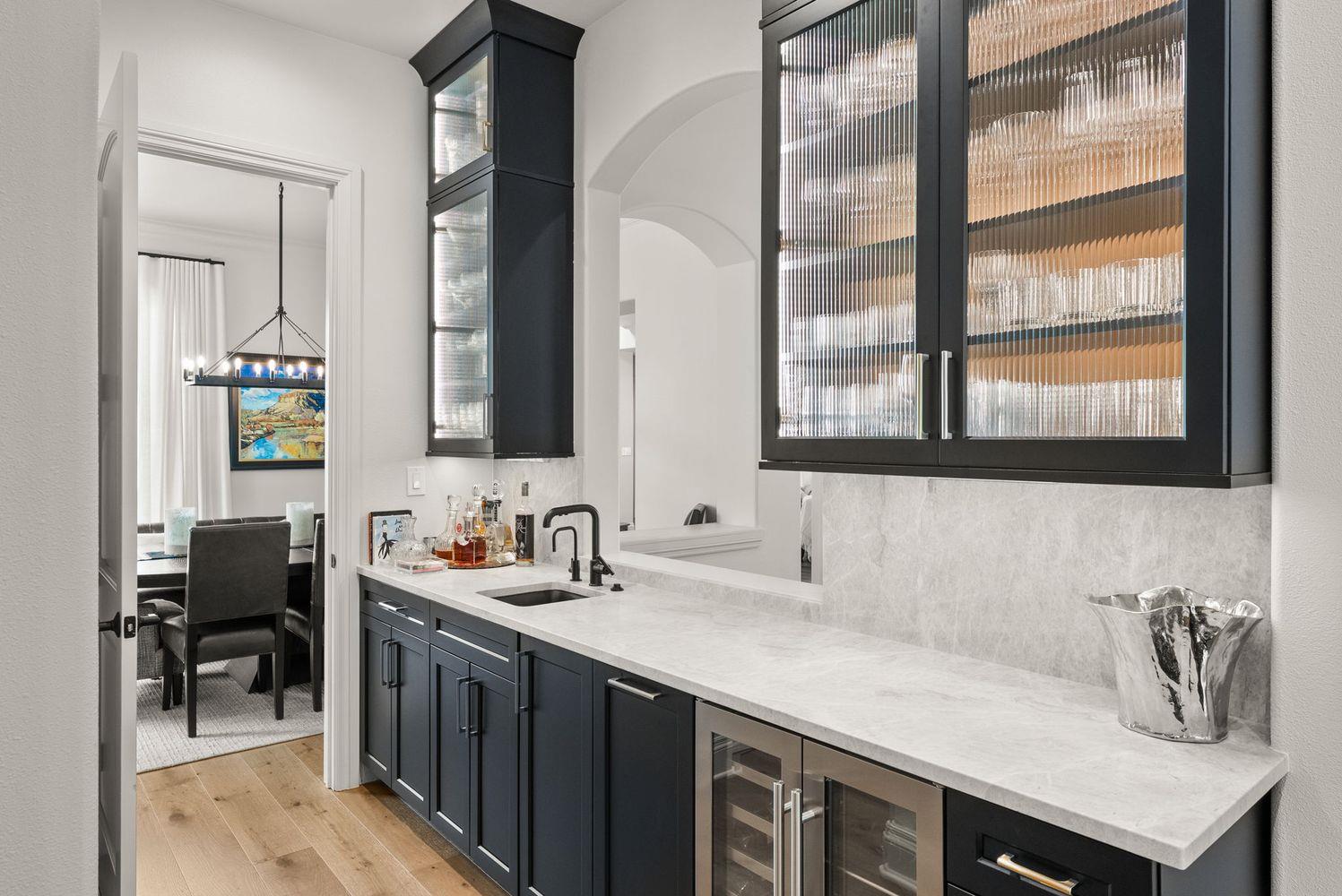 2300 Barton Creek Blvd # 8, Austin, TX 78735