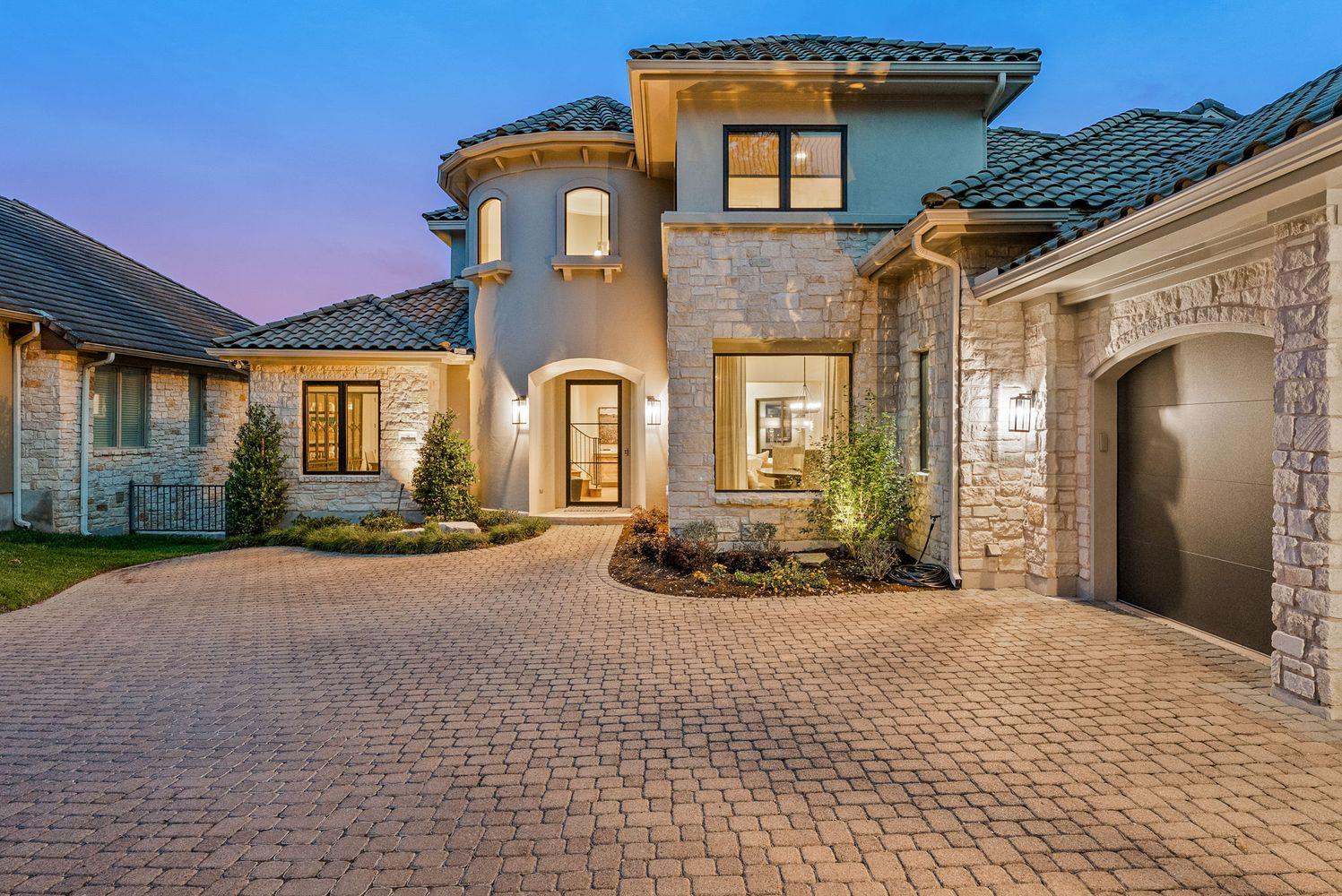 2300 Barton Creek Blvd # 8, Austin, TX 78735