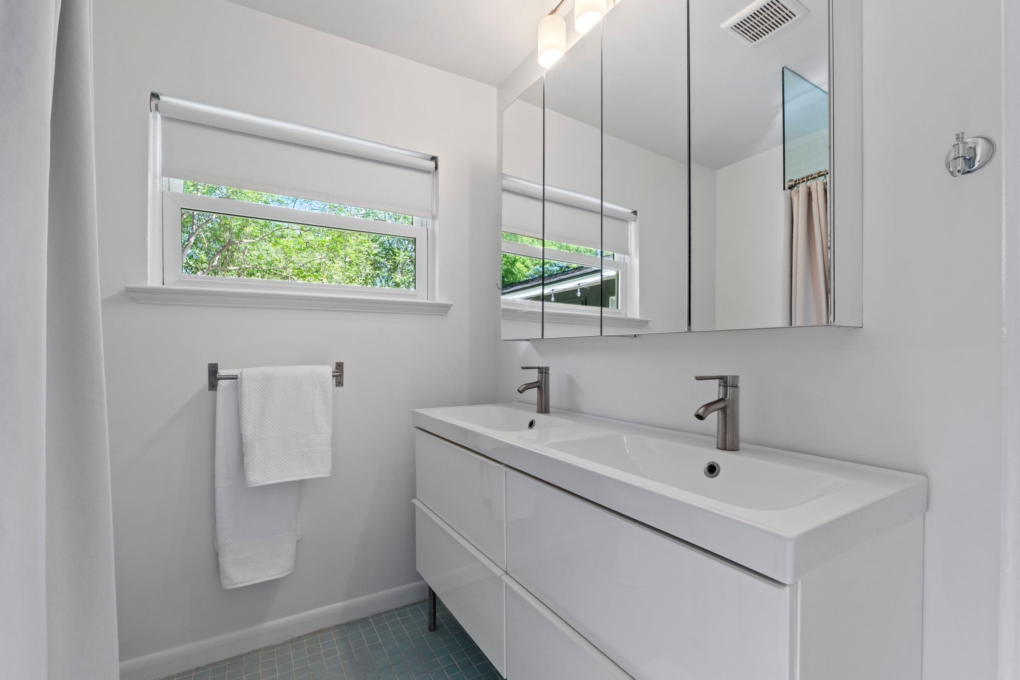 5511 Delwood Dr, Austin, TX 78723