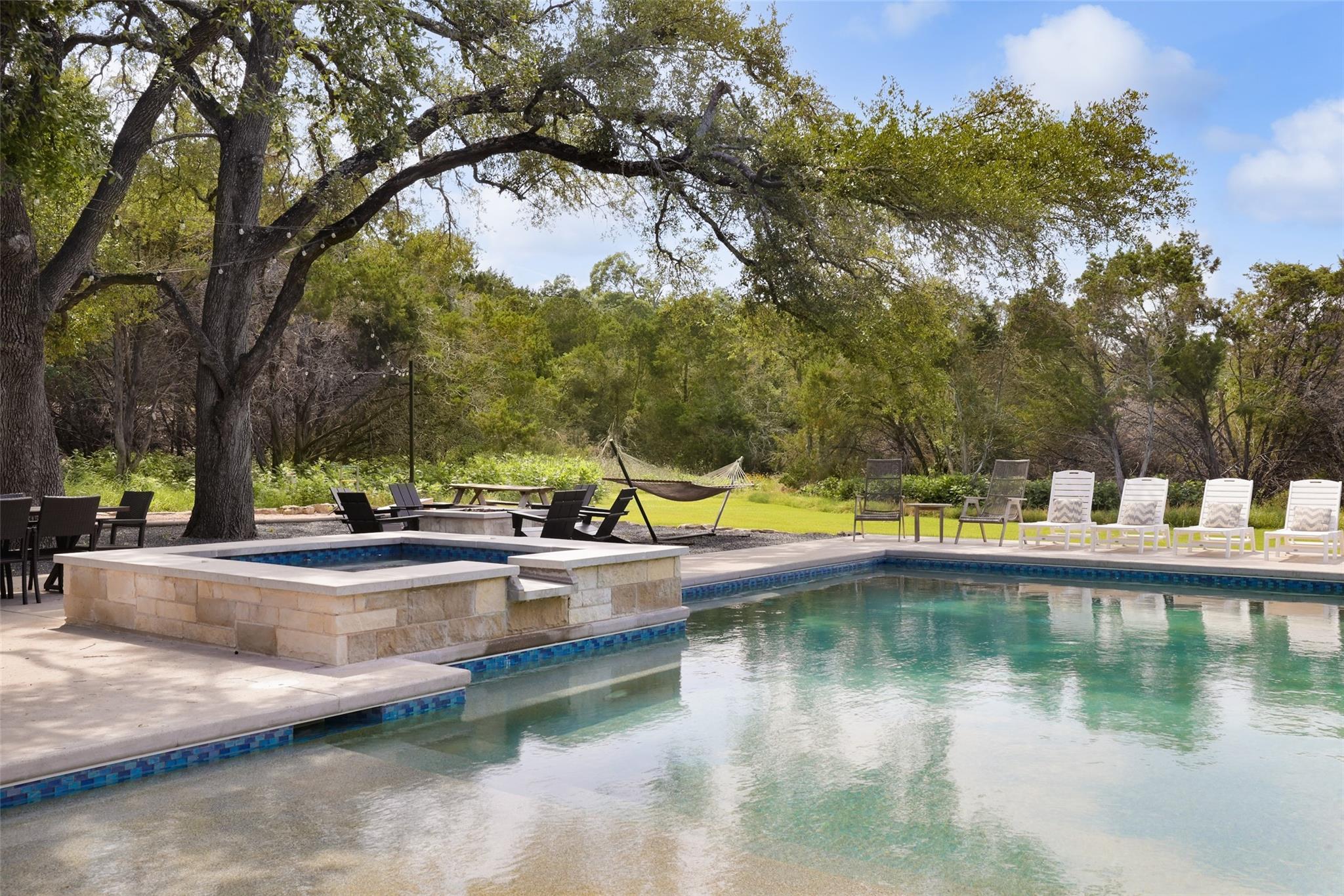 11505 Southwest Oaks, Austin, TX 78737