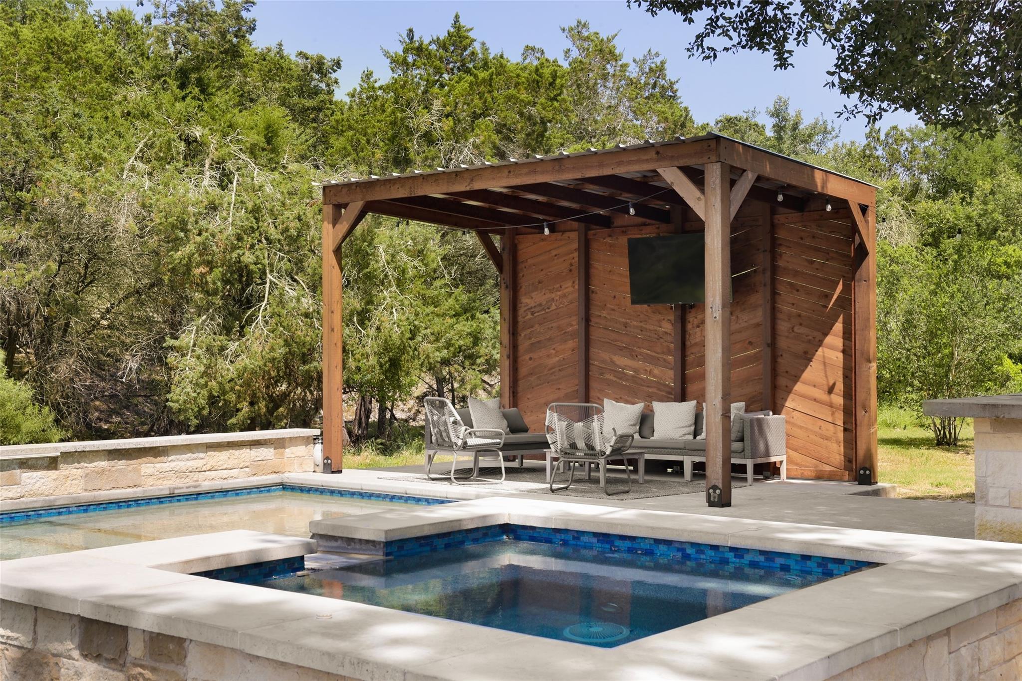 11505 Southwest Oaks, Austin, TX 78737