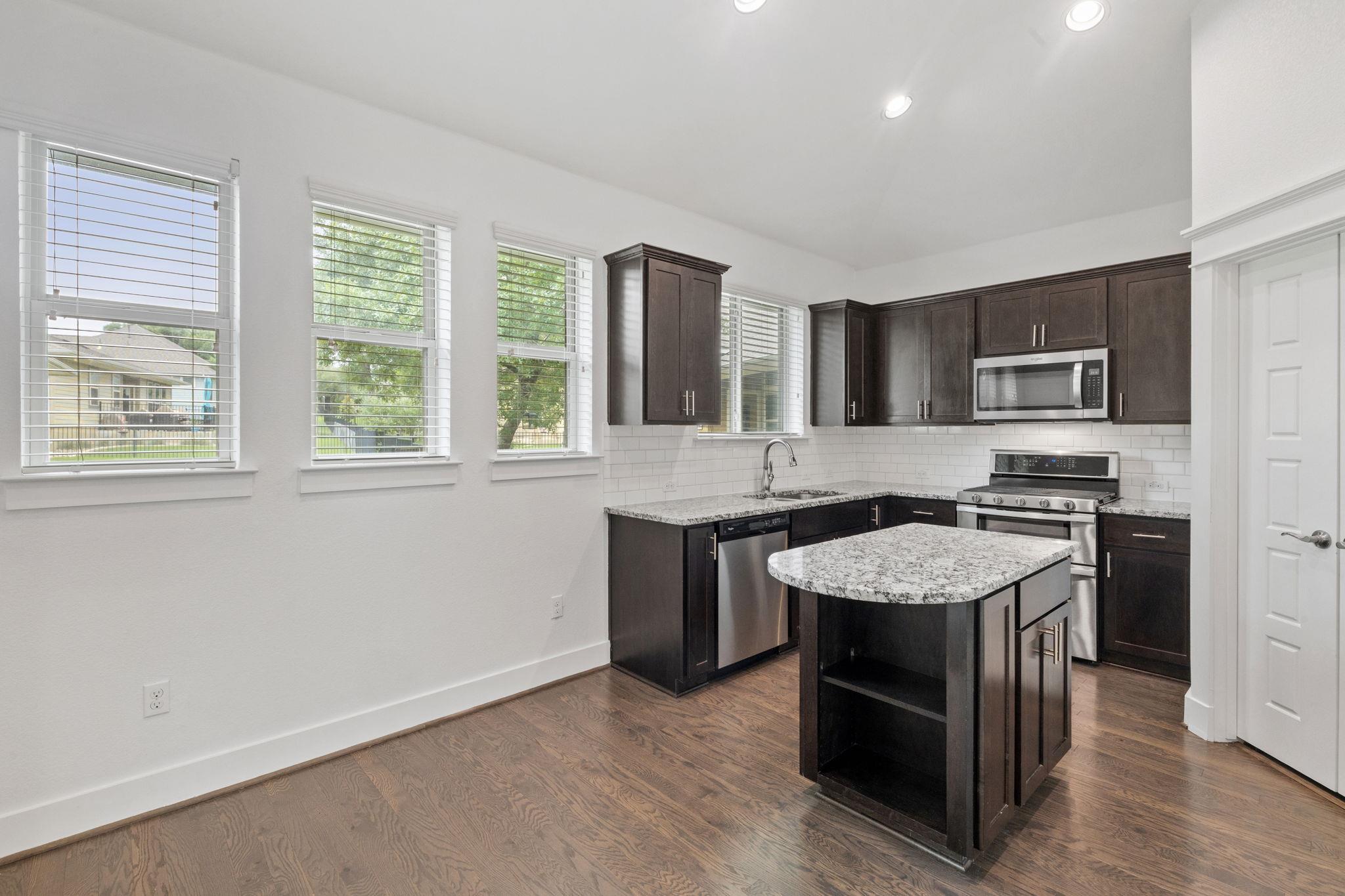 1765 Rowdy Loop # 47, Leander, TX 78641