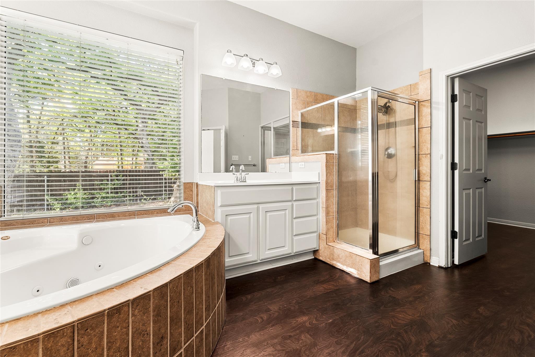 120 Juniper Trl, Elgin, TX 78621