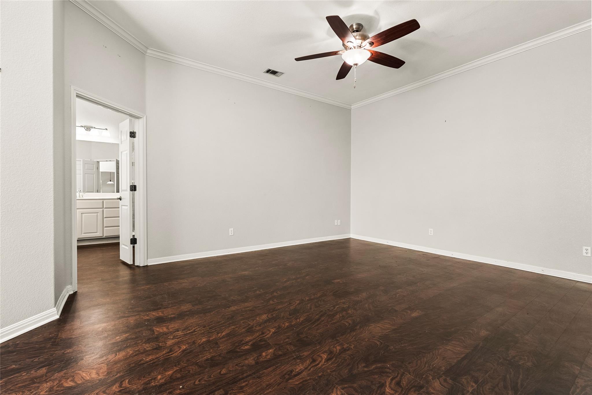 120 Juniper Trl, Elgin, TX 78621