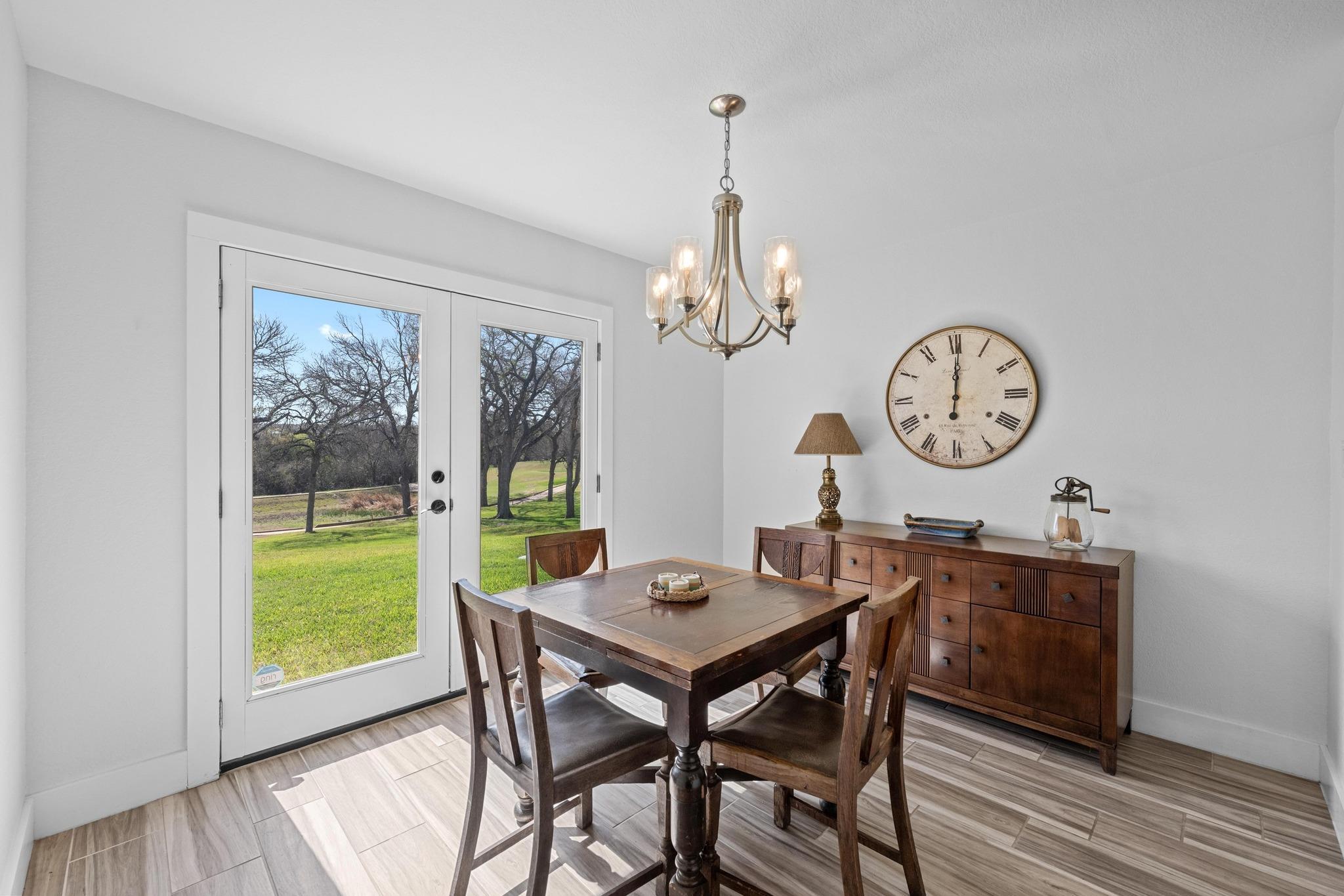 100 Lido Cir # B2, Lakeway, TX 78734