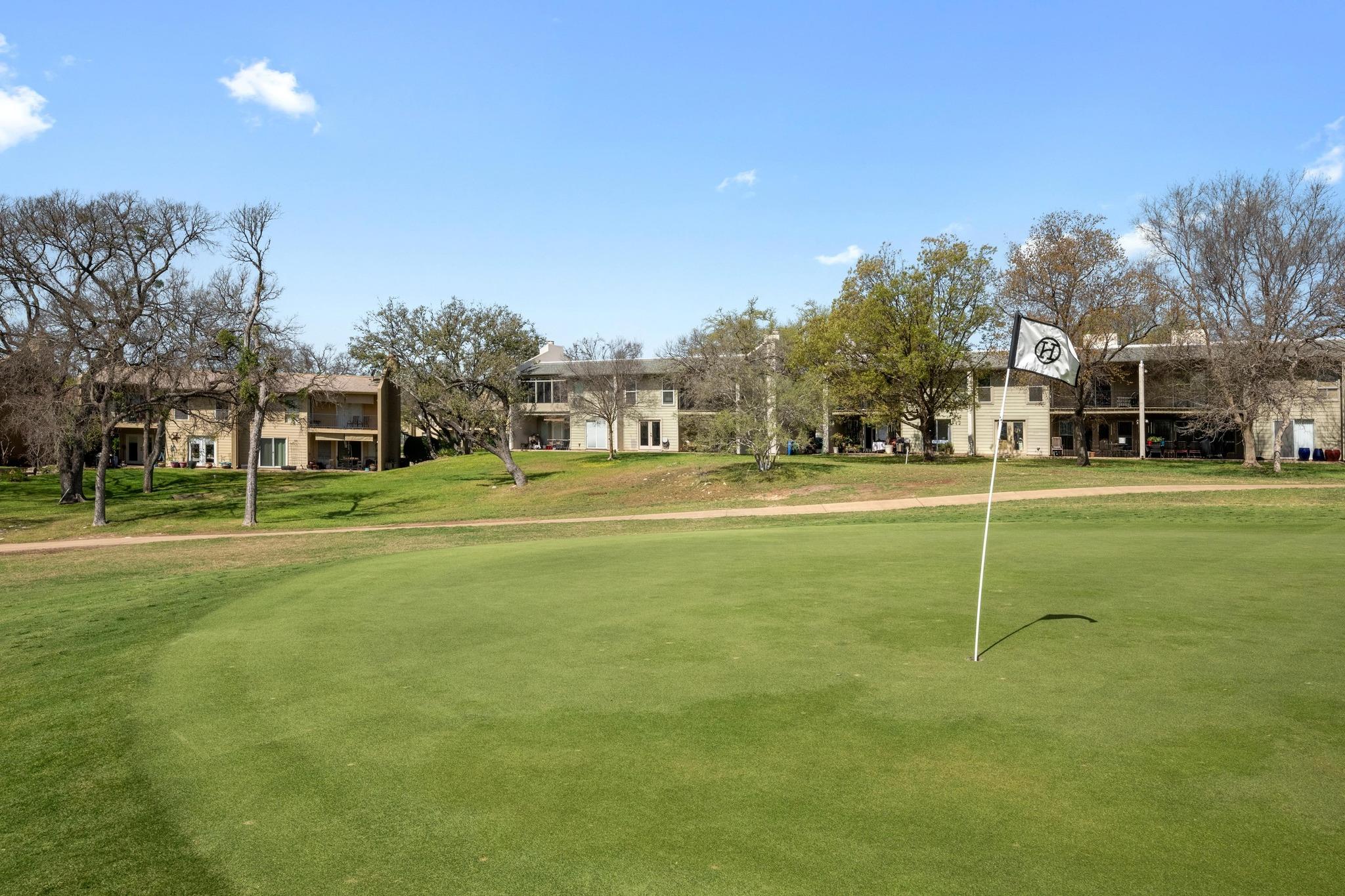 100 Lido Cir # B2, Lakeway, TX 78734