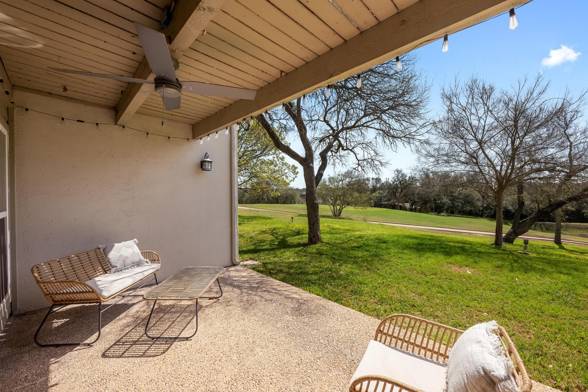 100 Lido Cir # B2, Lakeway, TX 78734
