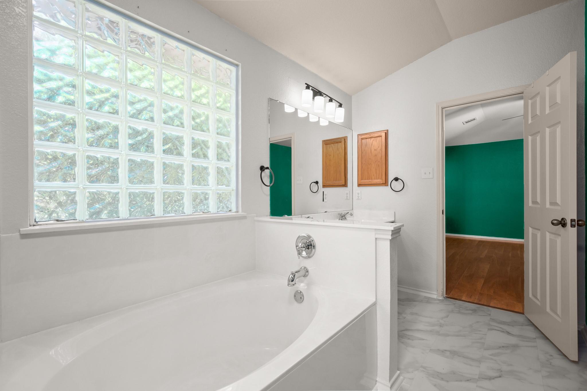 2308 Keepsake Dr, Austin, TX 78745