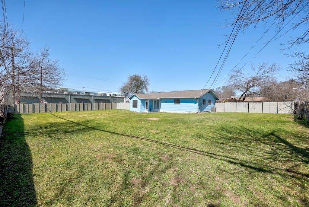 801 Salem Ln, Austin, TX 78753