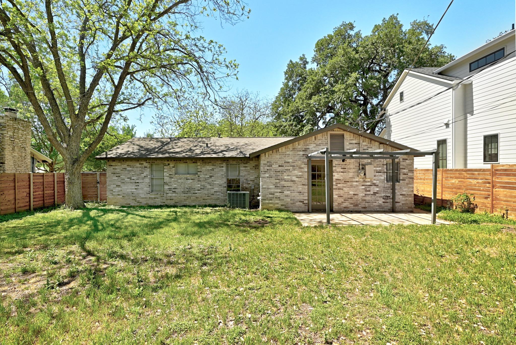 4619 Banister Ln, Austin, TX 78745