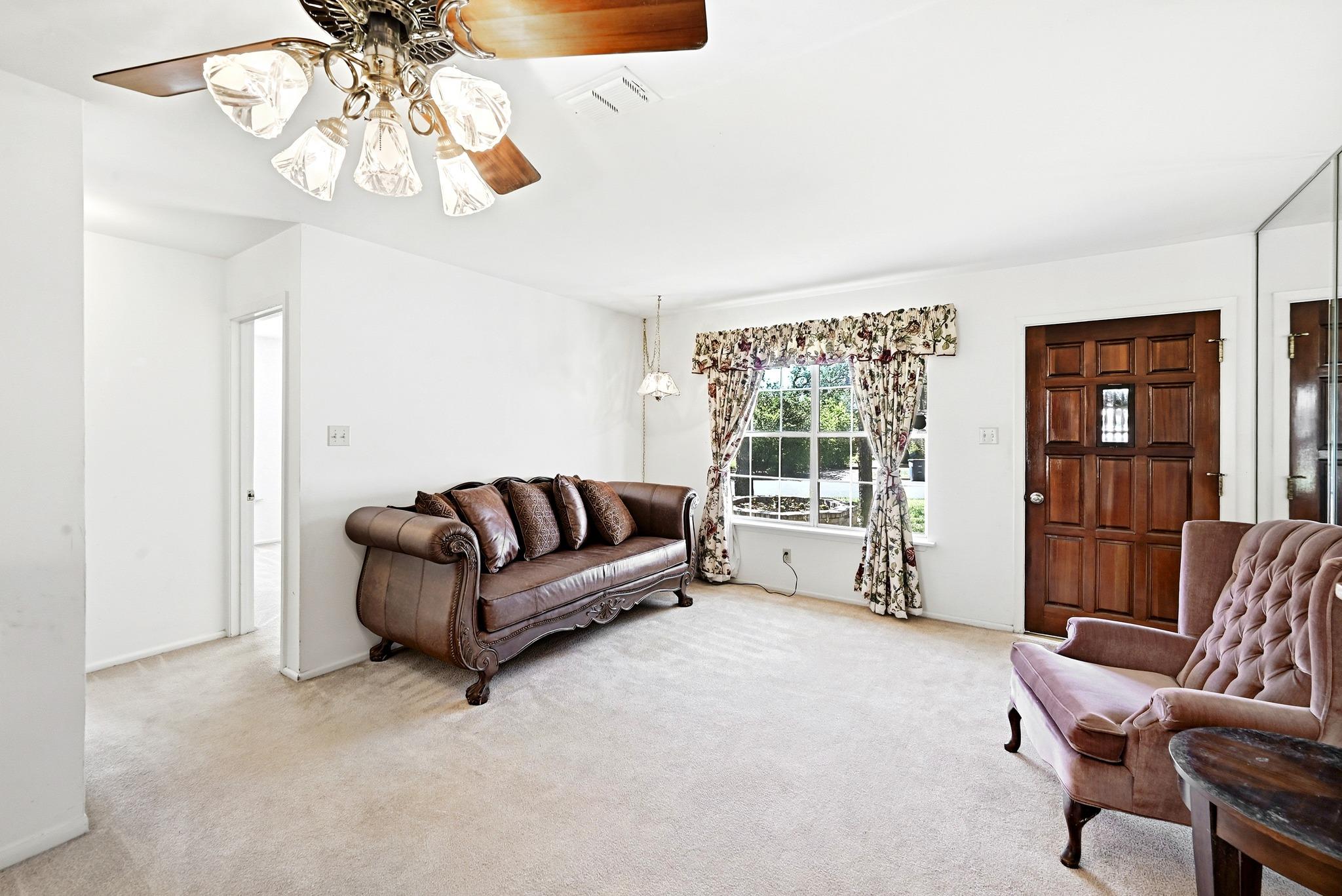 4619 Banister Ln, Austin, TX 78745