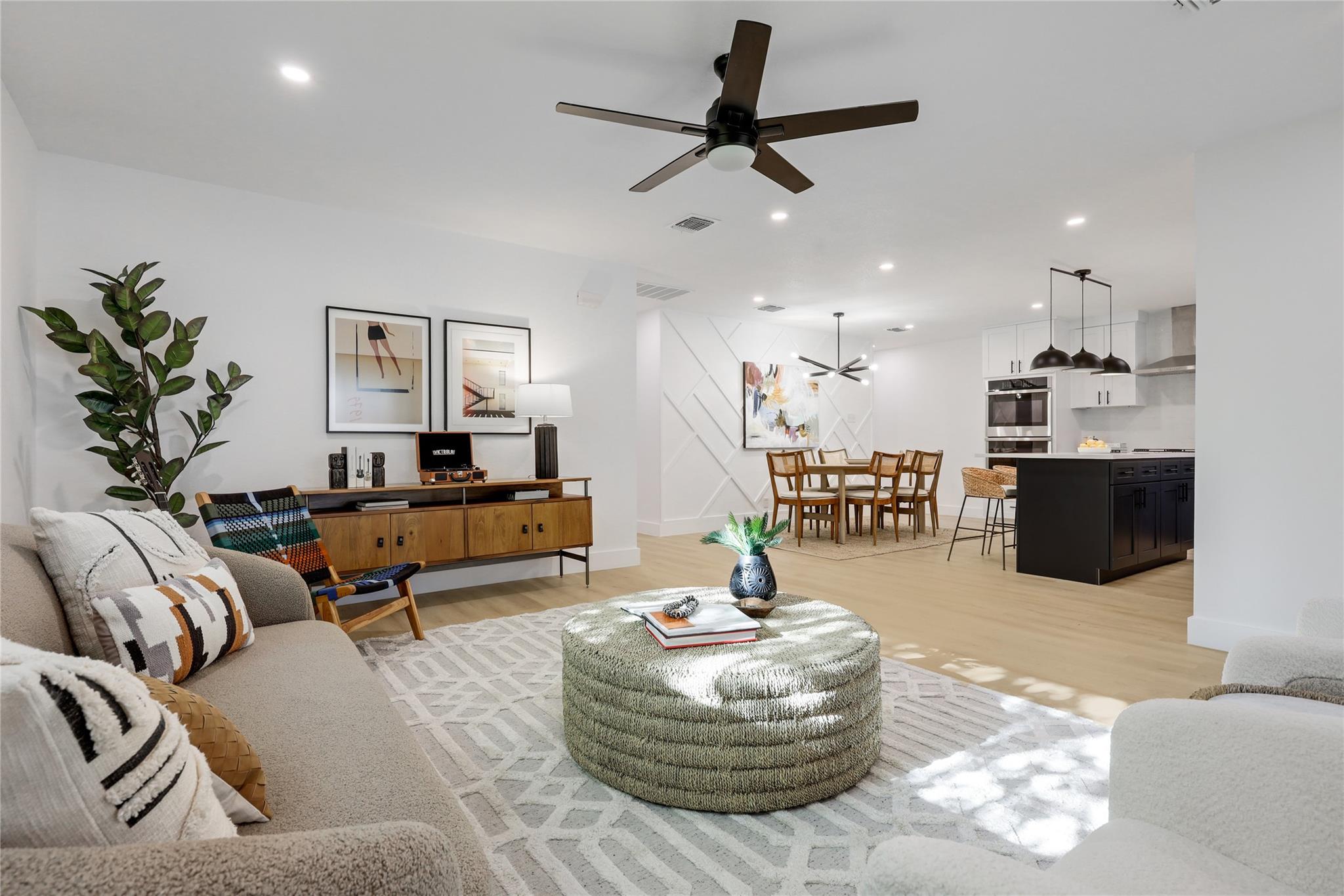 813 Cardiff Dr, Austin, TX 78745