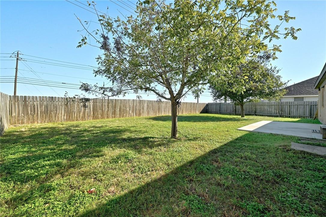 11724 Gemmer St, Del Valle, TX 78617