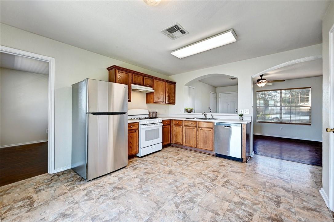 11724 Gemmer St, Del Valle, TX 78617