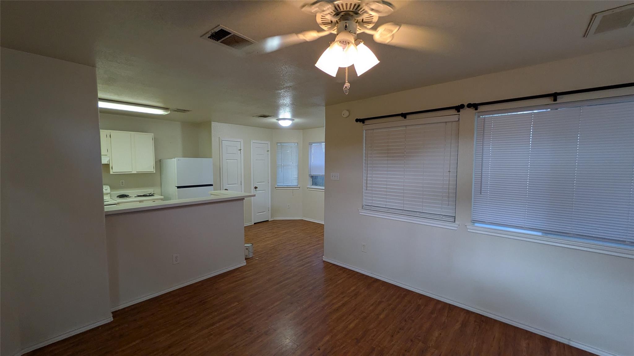 819/821 Sagewood Trl, San Marcos, TX 78666