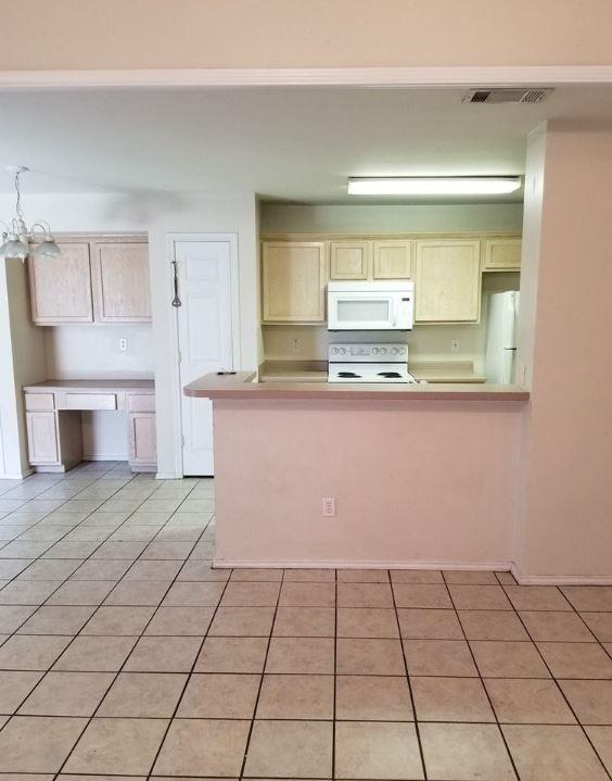 819/821 Sagewood Trl, San Marcos, TX 78666