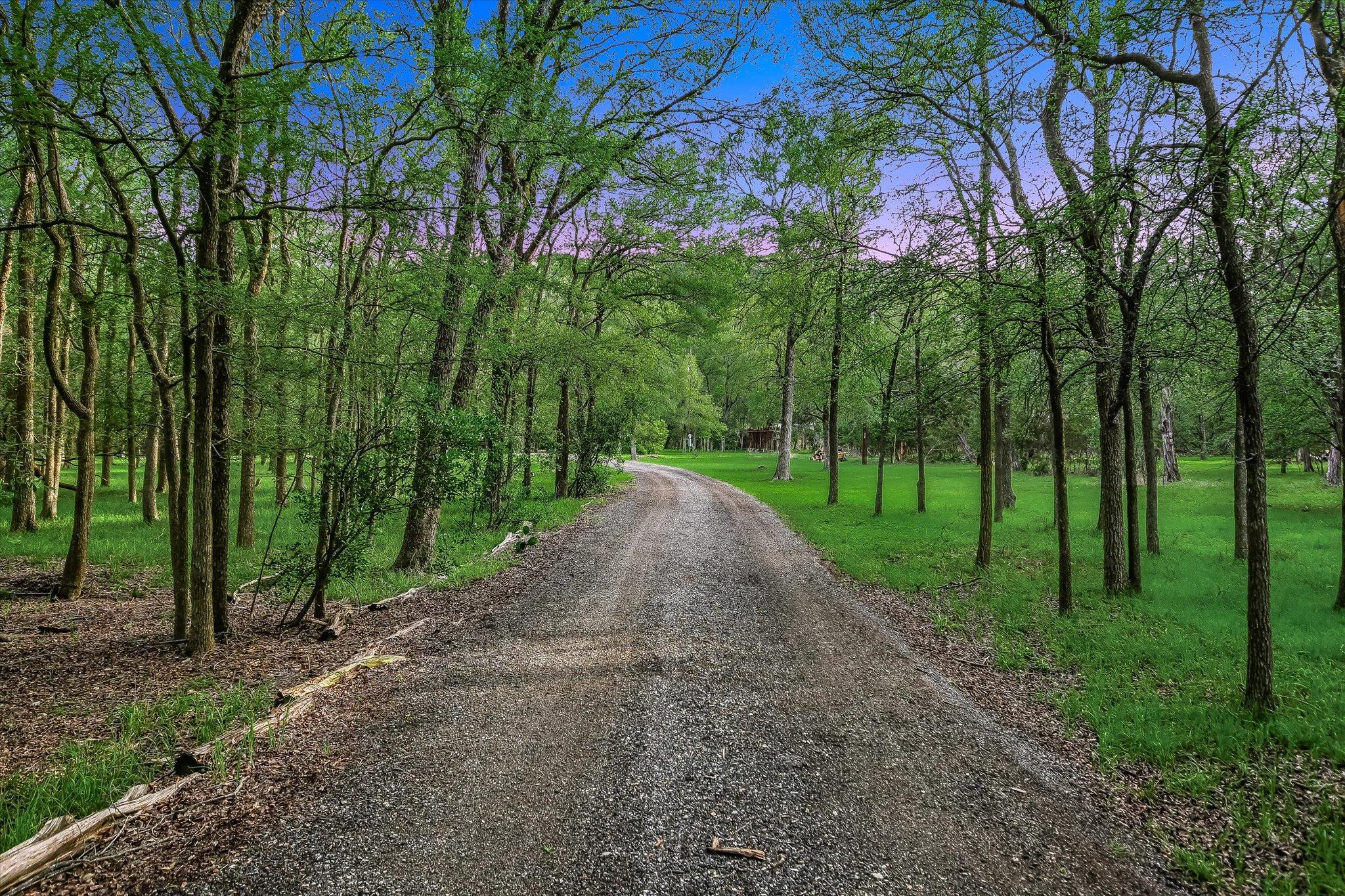 131 HIDDEN Crk, Wimberley, TX 78676