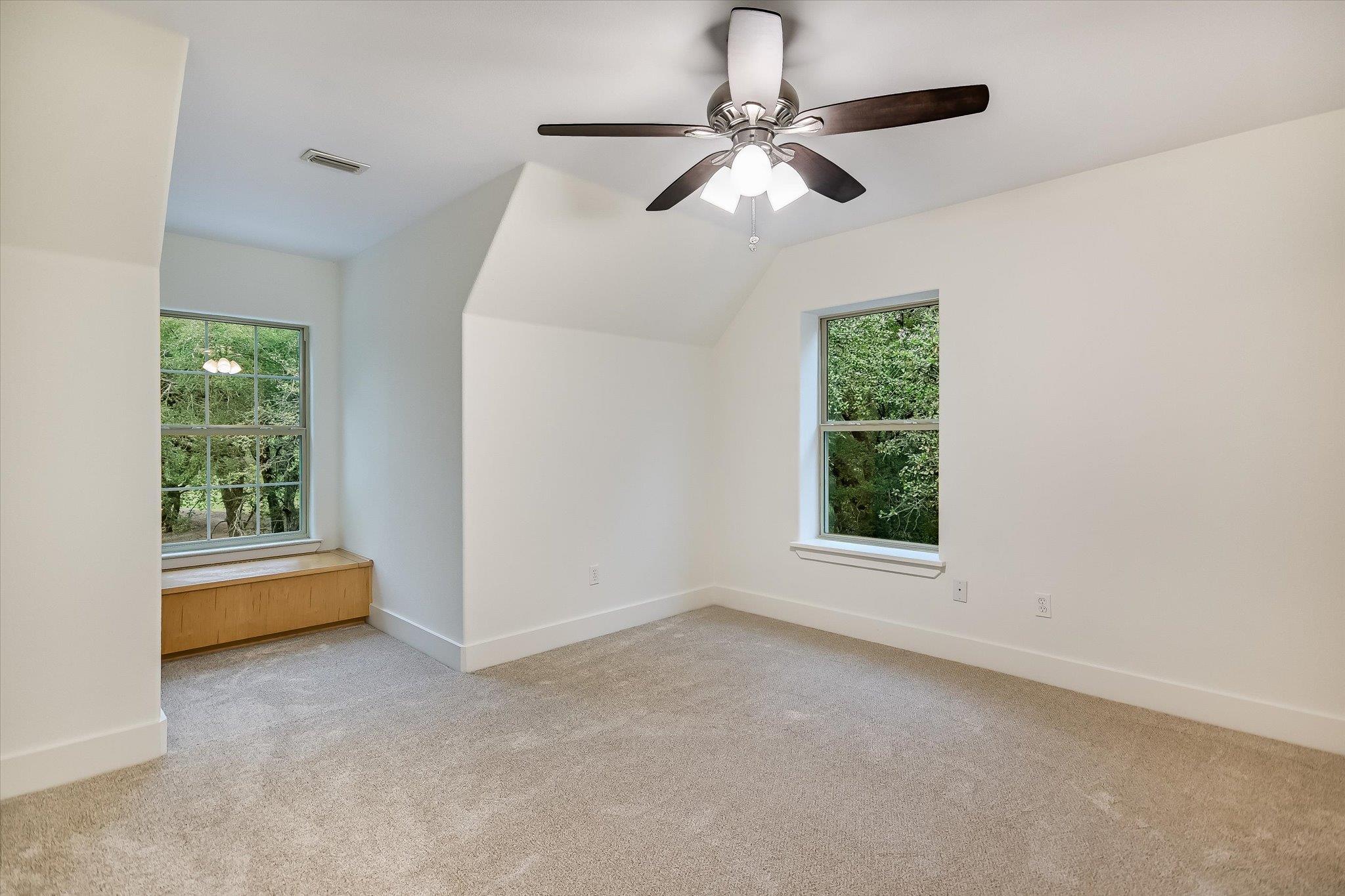 131 HIDDEN Crk, Wimberley, TX 78676