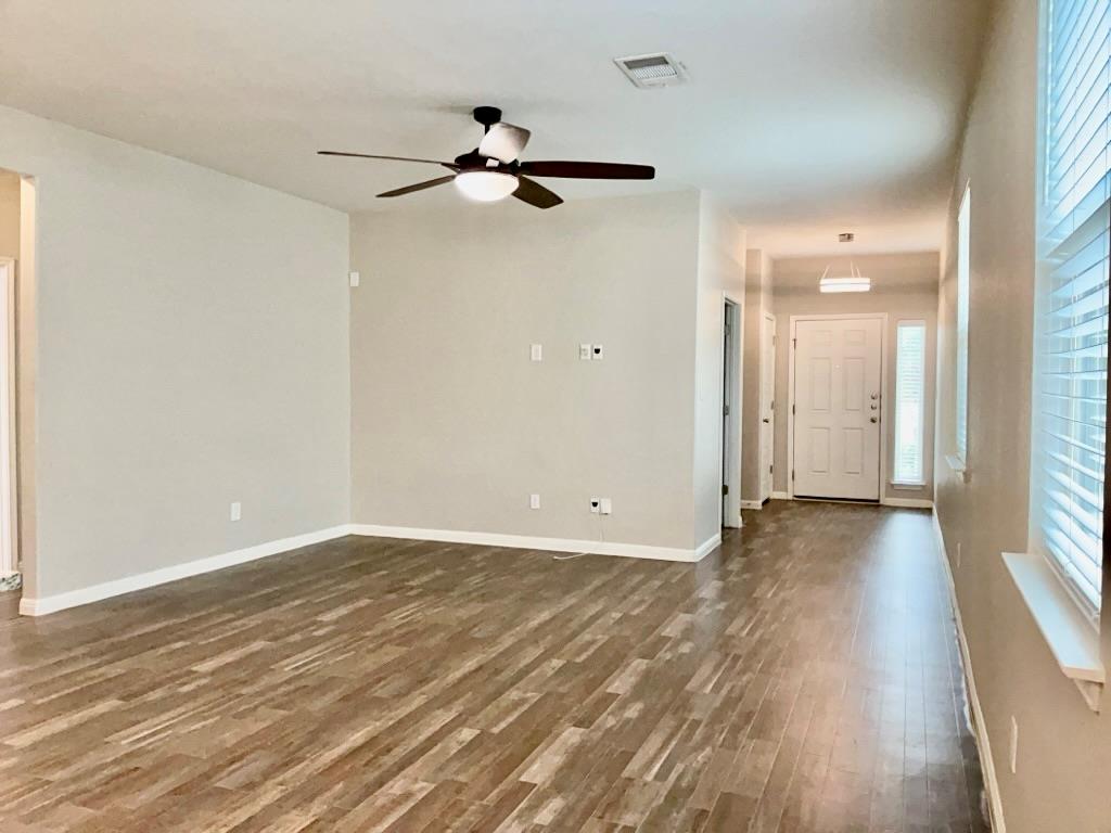 128 Earl Keen St, Leander, TX 78641