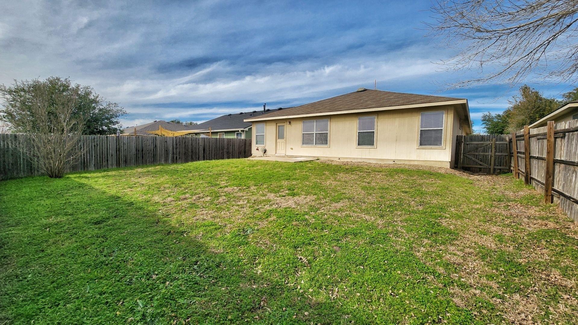 202 Brandons Way, Buda, TX 78610