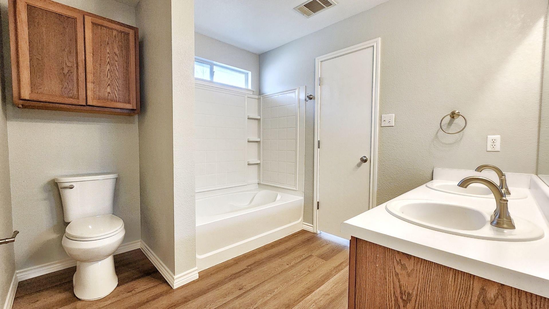 202 Brandons Way, Buda, TX 78610