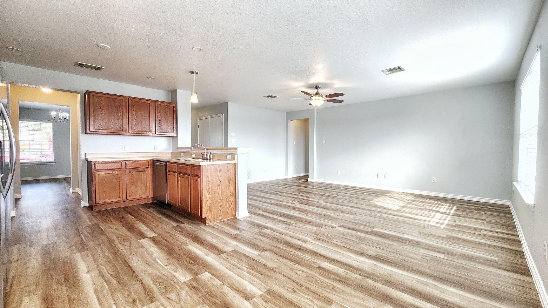 202 Brandons Way, Buda, TX 78610