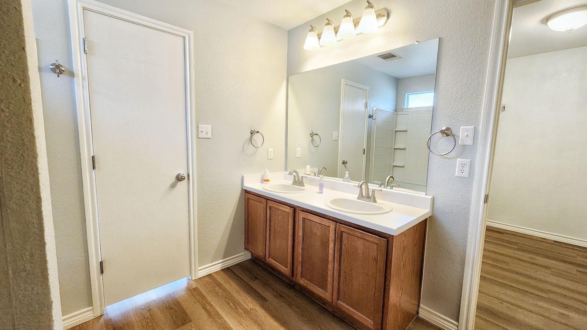 202 Brandons Way, Buda, TX 78610