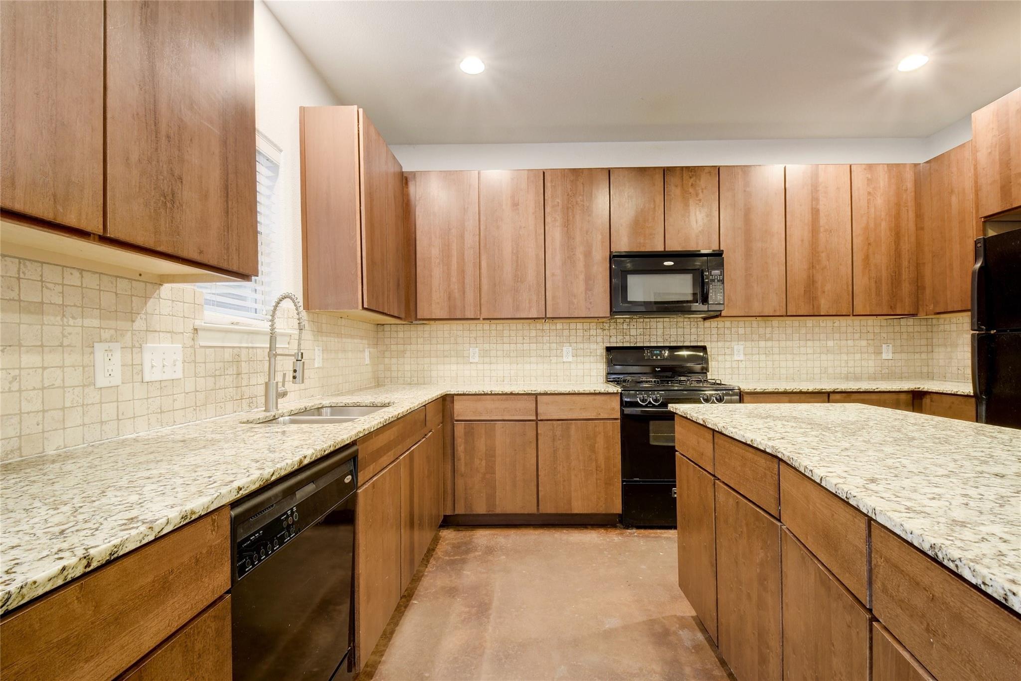 2933 E Martin Luther King Jr Blvd # B, Austin, TX 78702