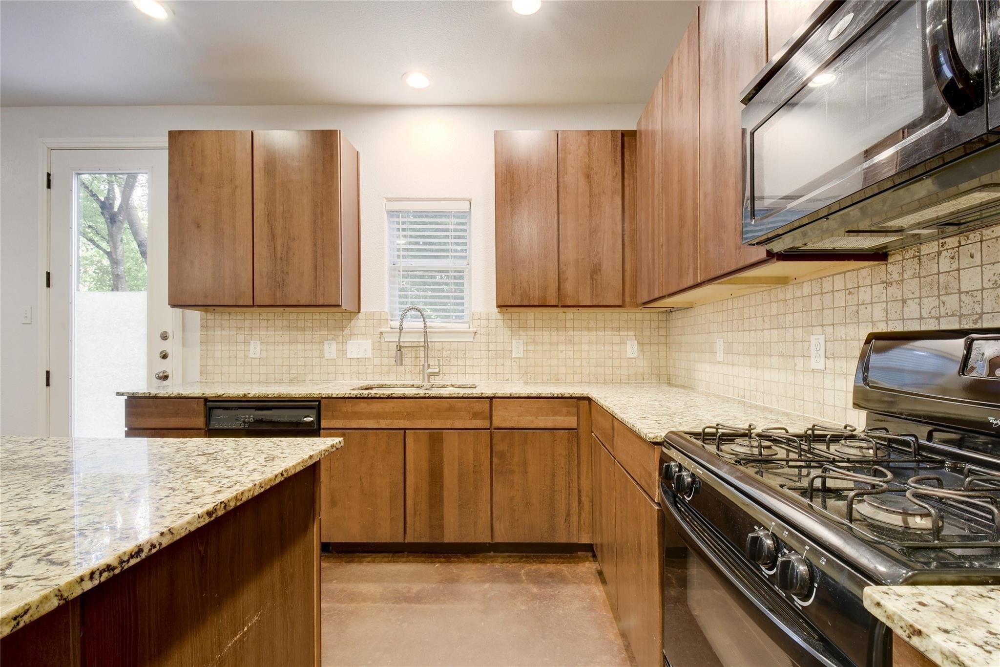 2933 E Martin Luther King Jr Blvd # B, Austin, TX 78702