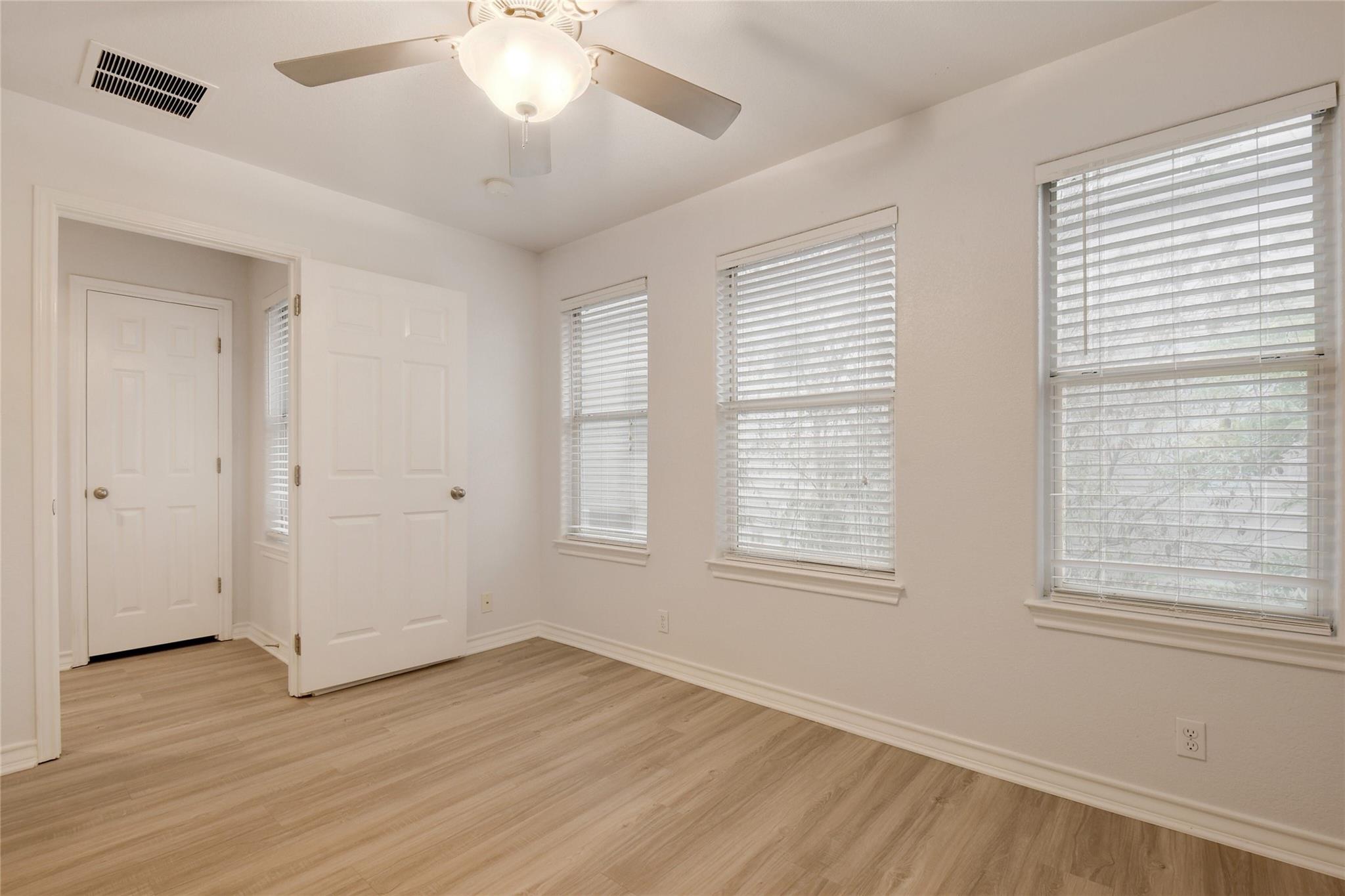 2933 E Martin Luther King Jr Blvd # B, Austin, TX 78702