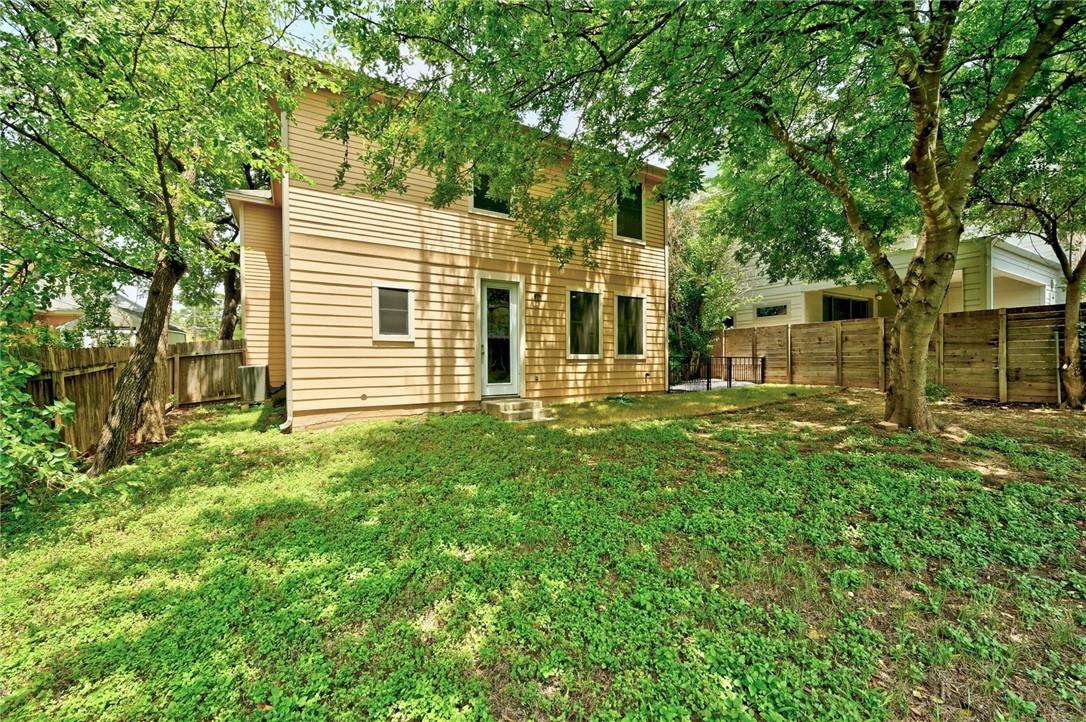 2933 E Martin Luther King Jr Blvd # B, Austin, TX 78702