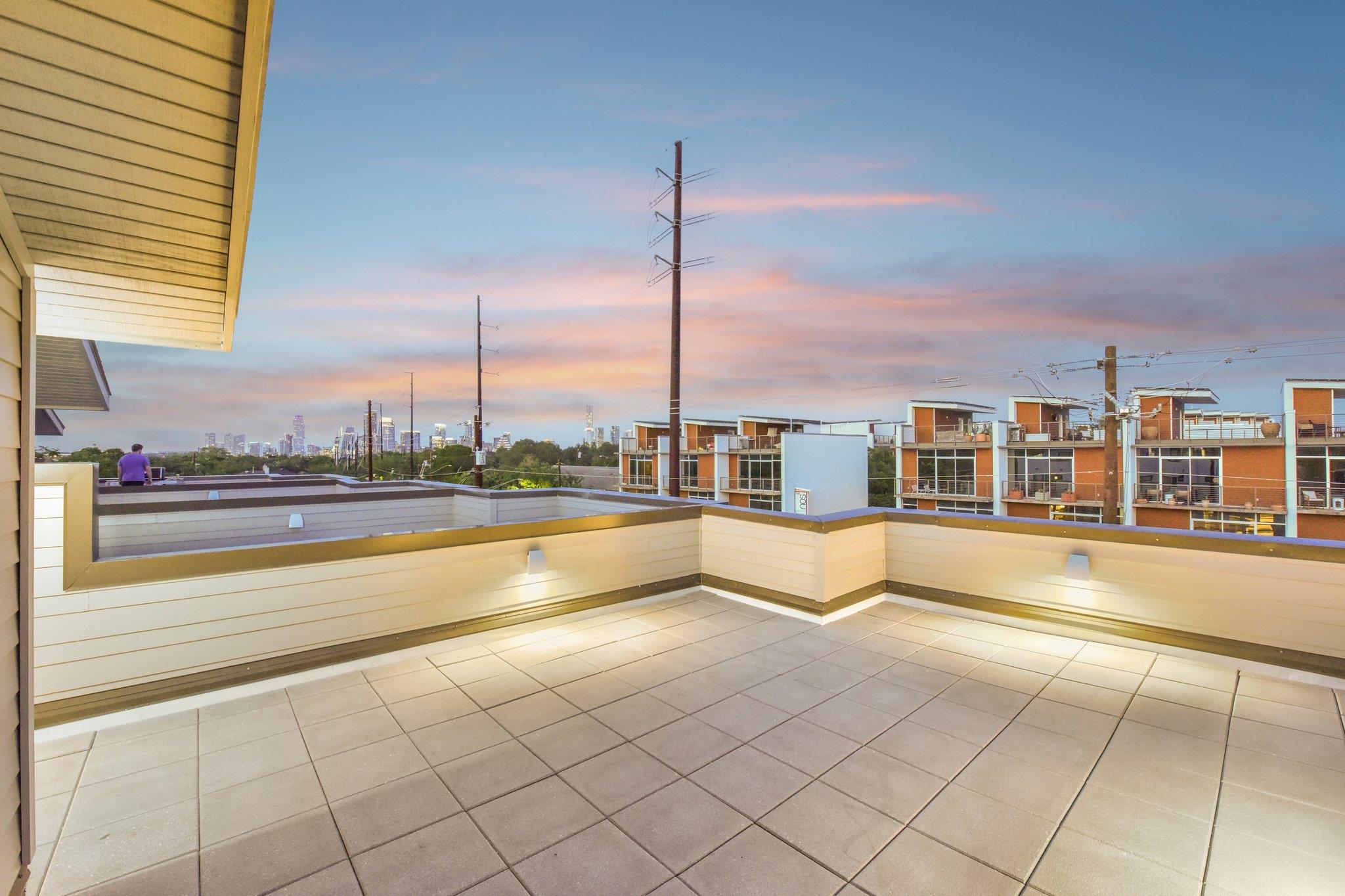 2300 S 5th St # E, Austin, TX 78704