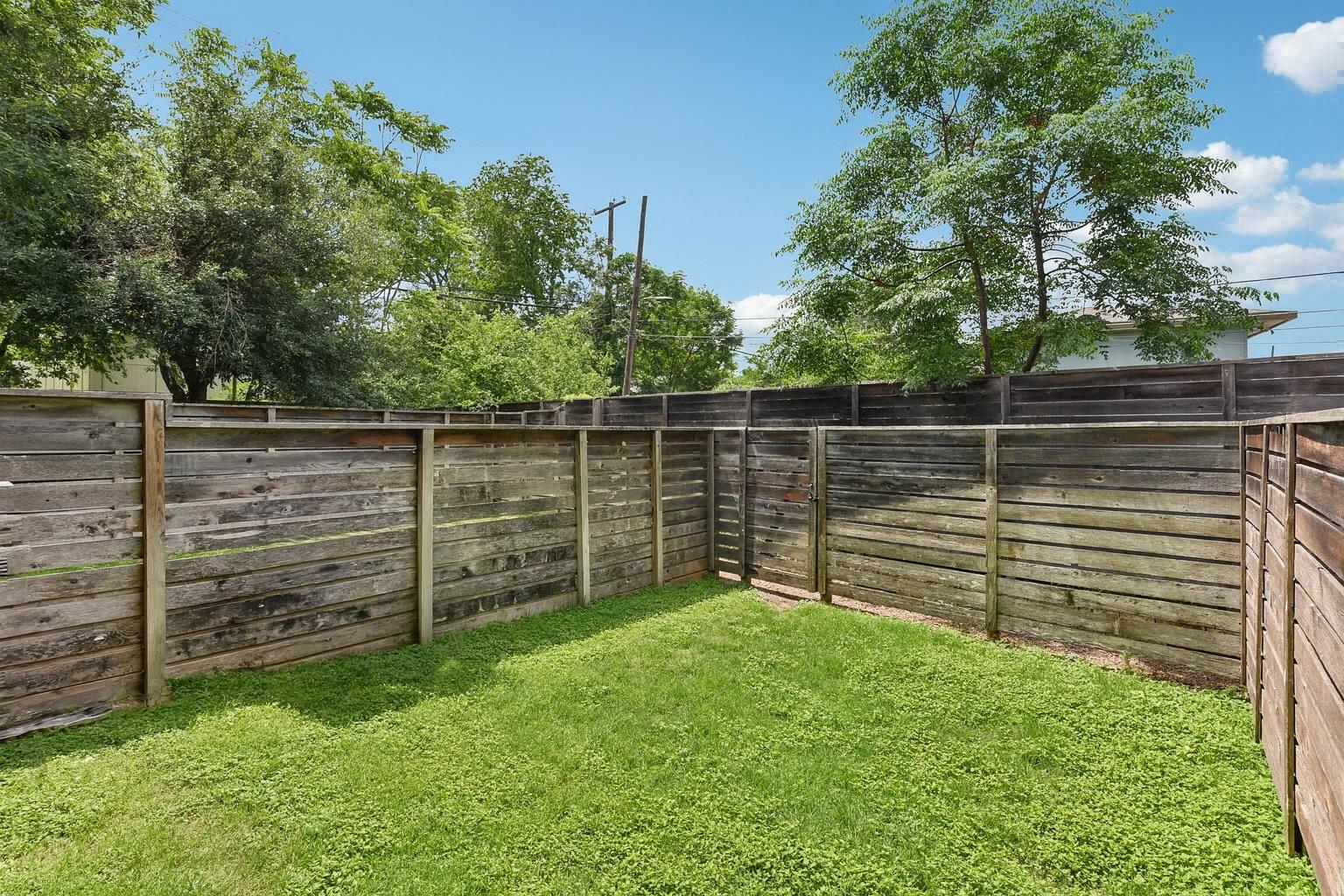 2300 S 5th St # E, Austin, TX 78704