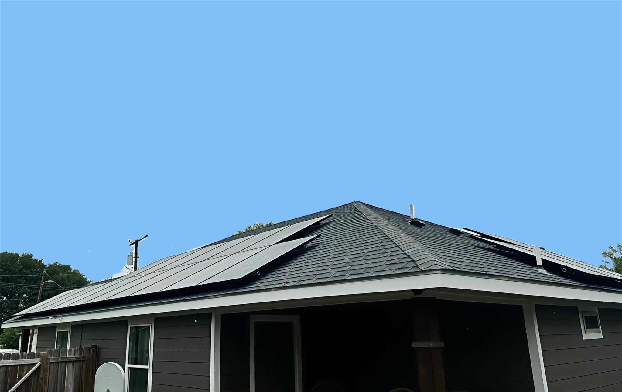 709 W Evans St, Hearne, TX 77859