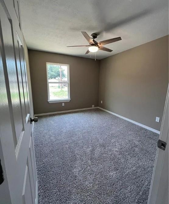 709 W Evans St, Hearne, TX 77859