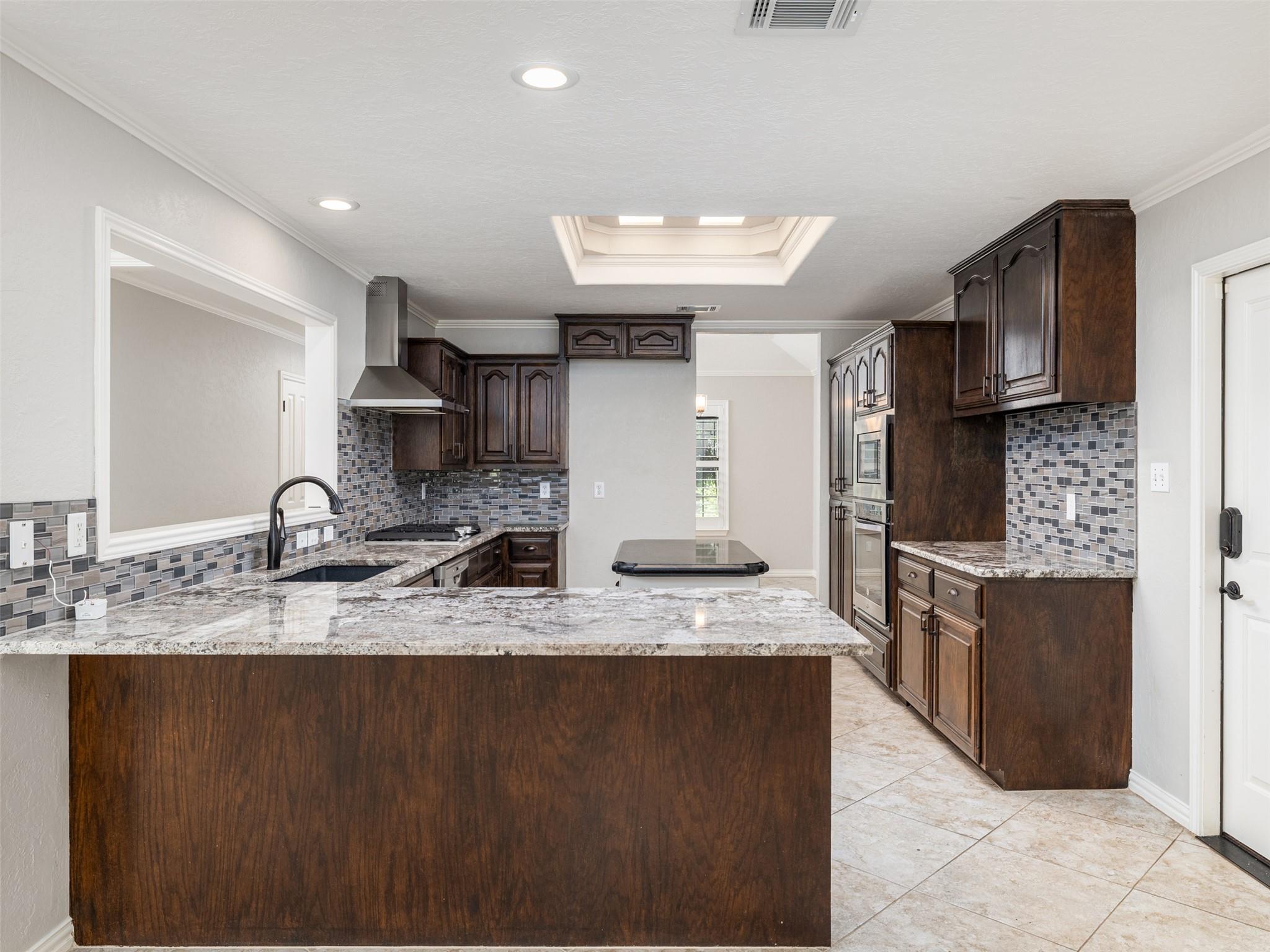 1304 Sagewood Dr, Taylor, TX 76574