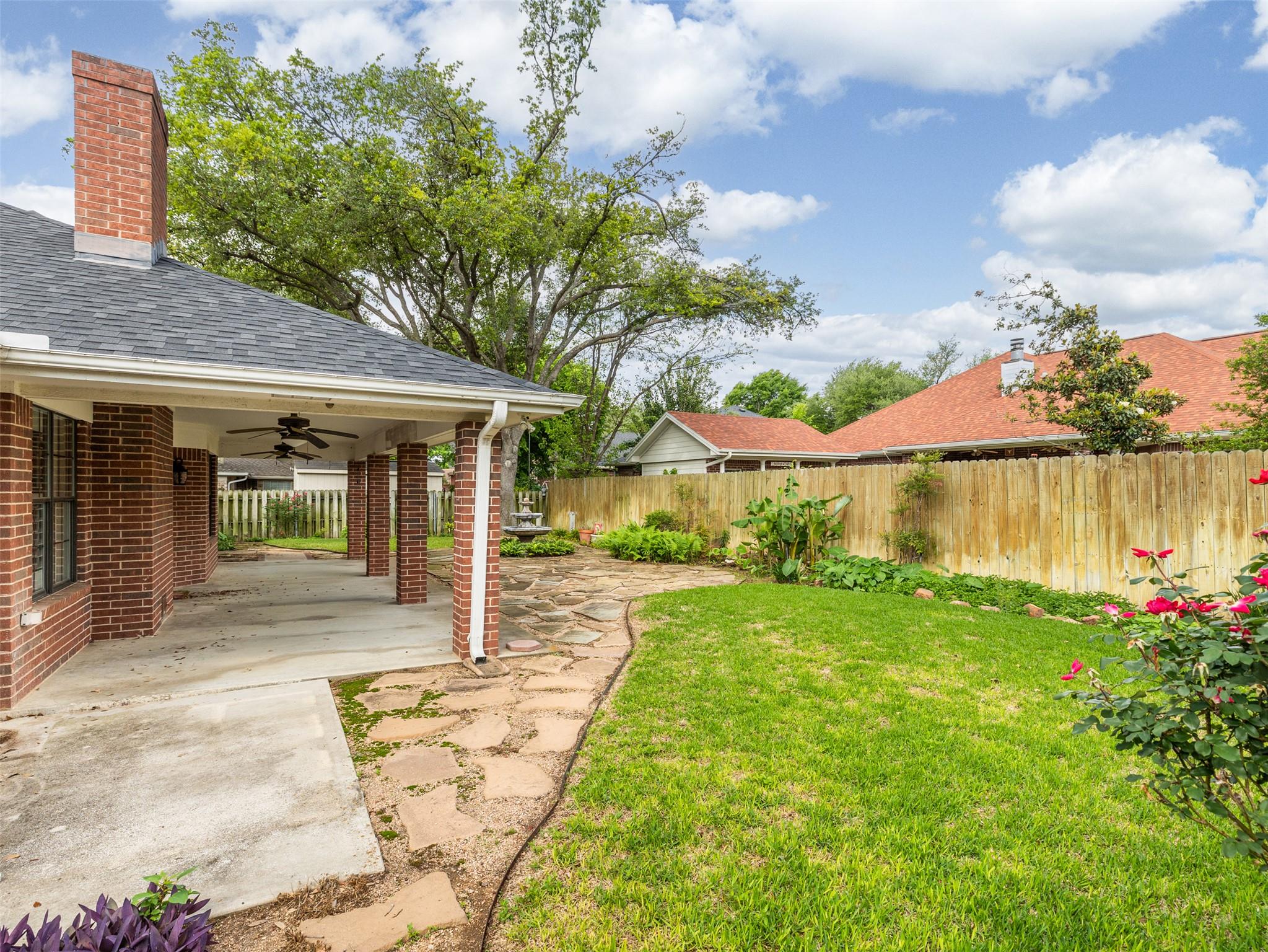 1304 Sagewood Dr, Taylor, TX 76574