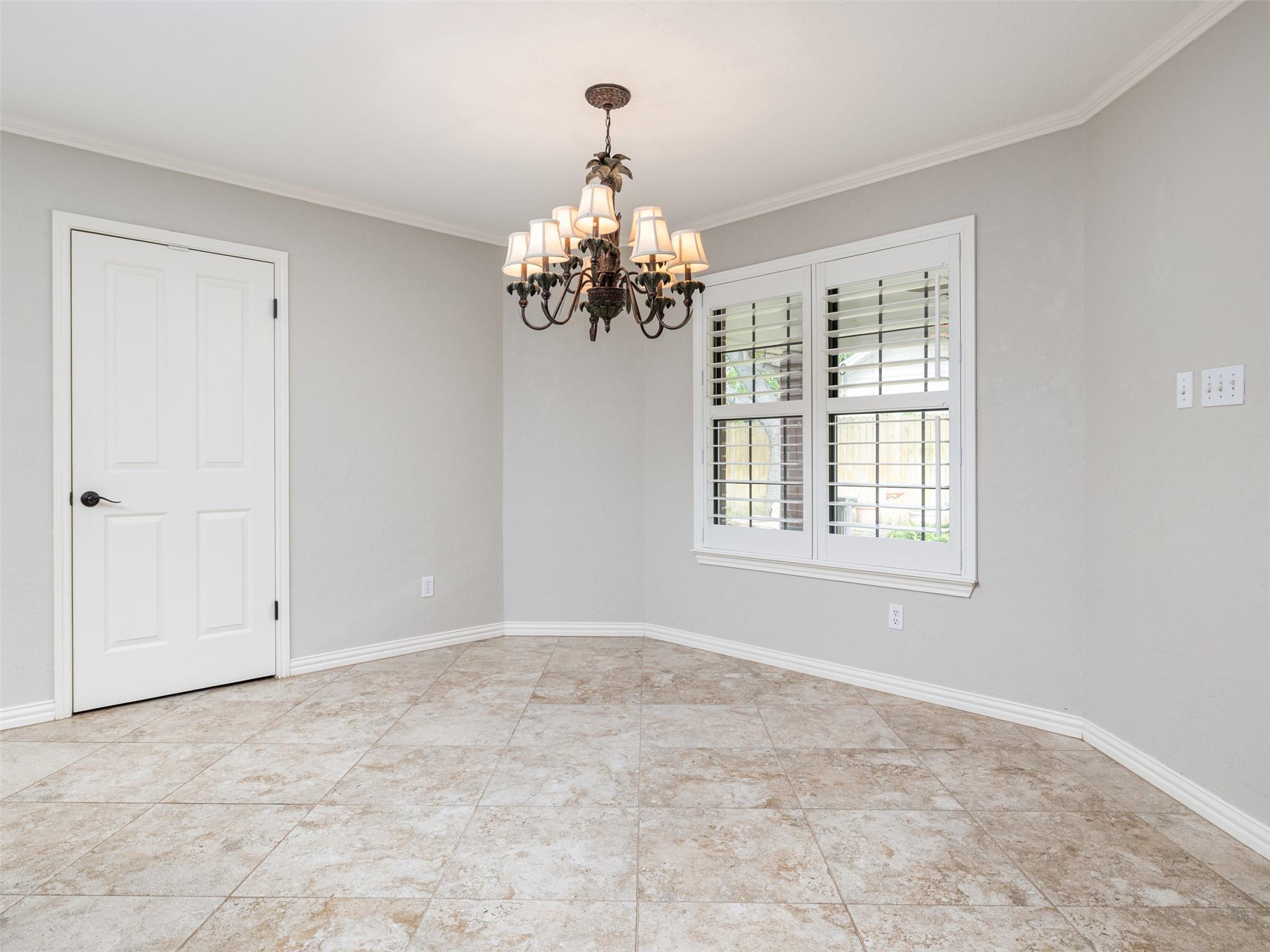 1304 Sagewood Dr, Taylor, TX 76574