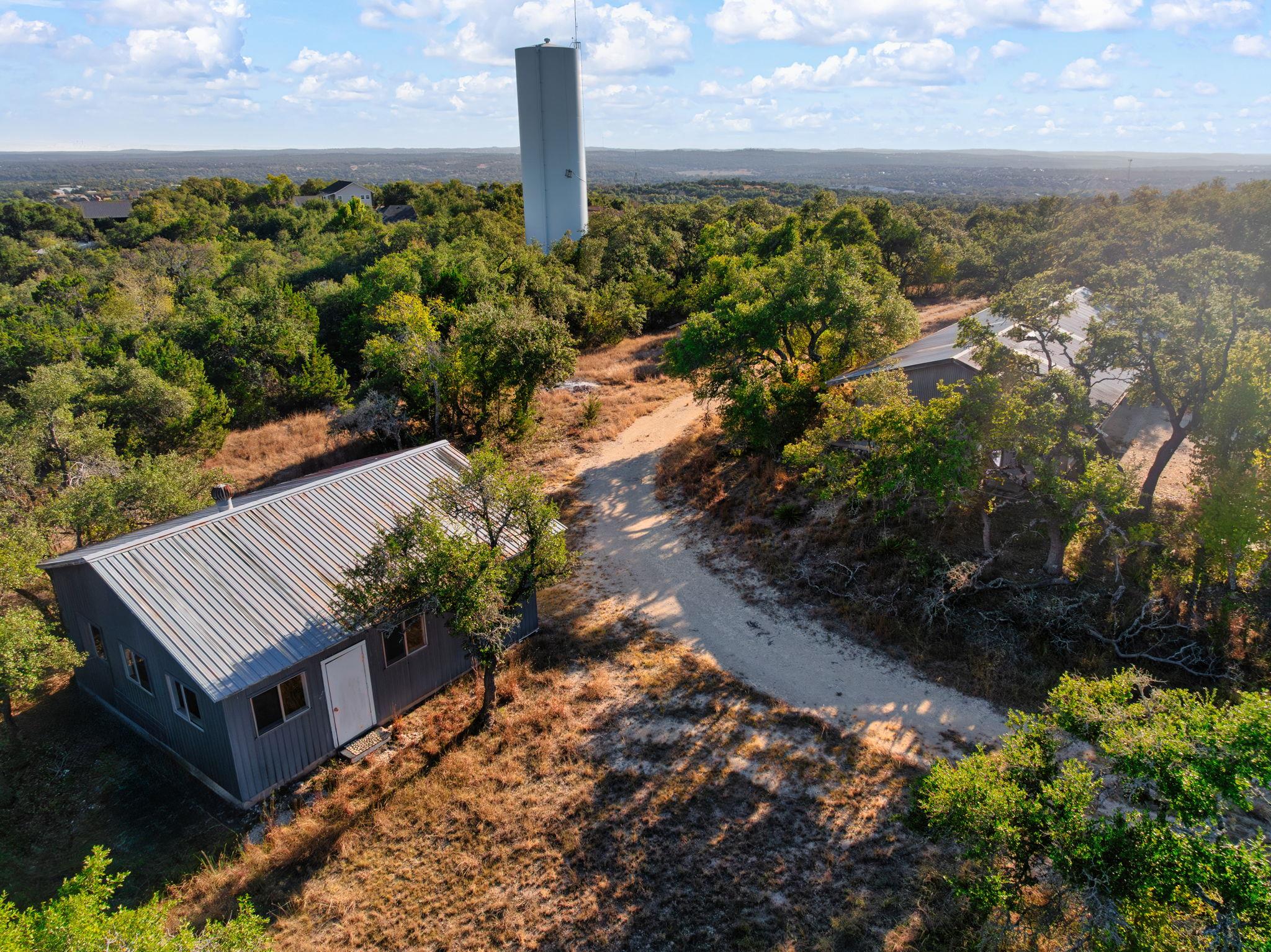 520 Harmon Hills Cv, Dripping Springs, TX 78620