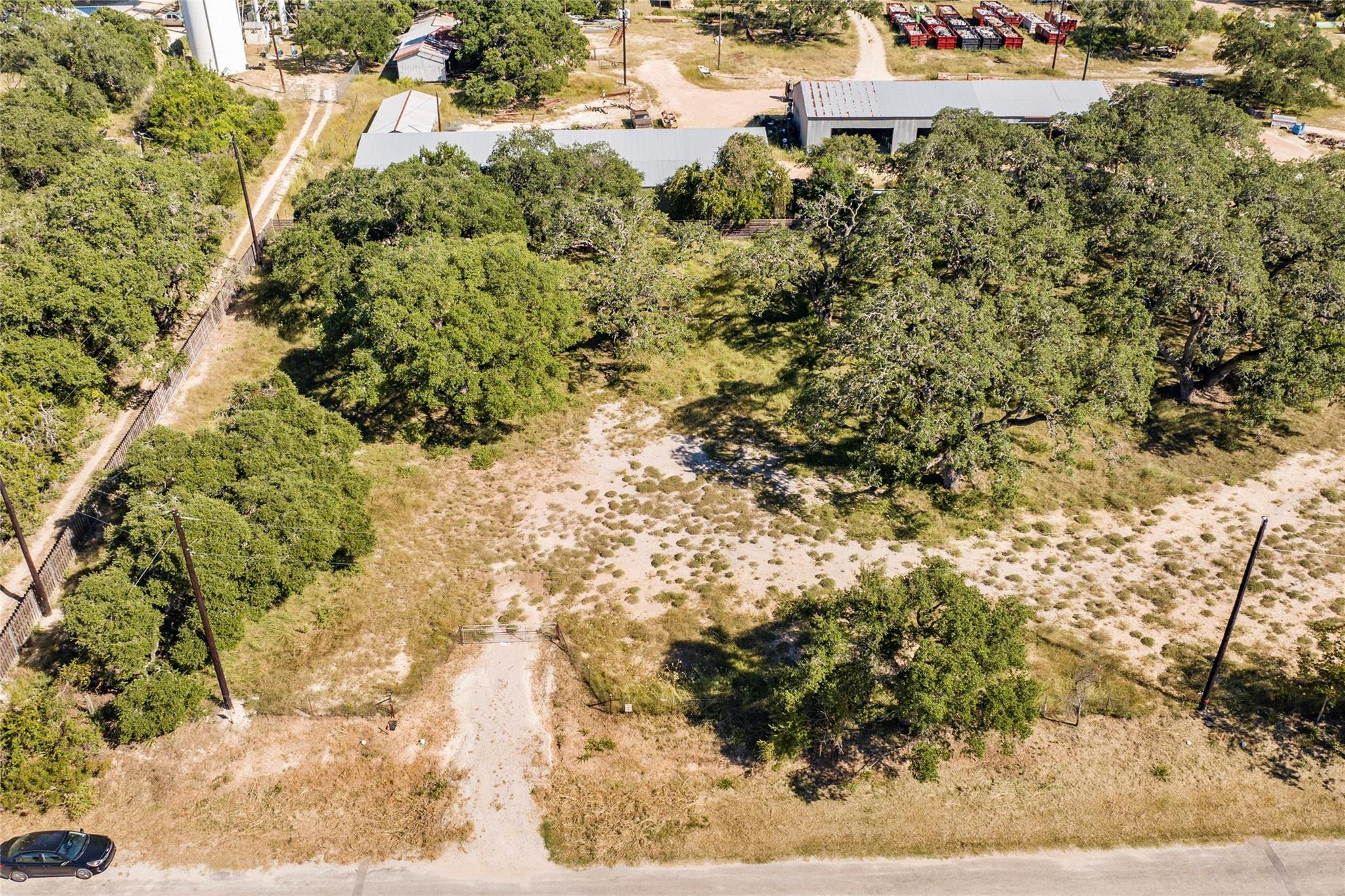 1410 Greenlawn Pkwy, Blanco, TX 78606