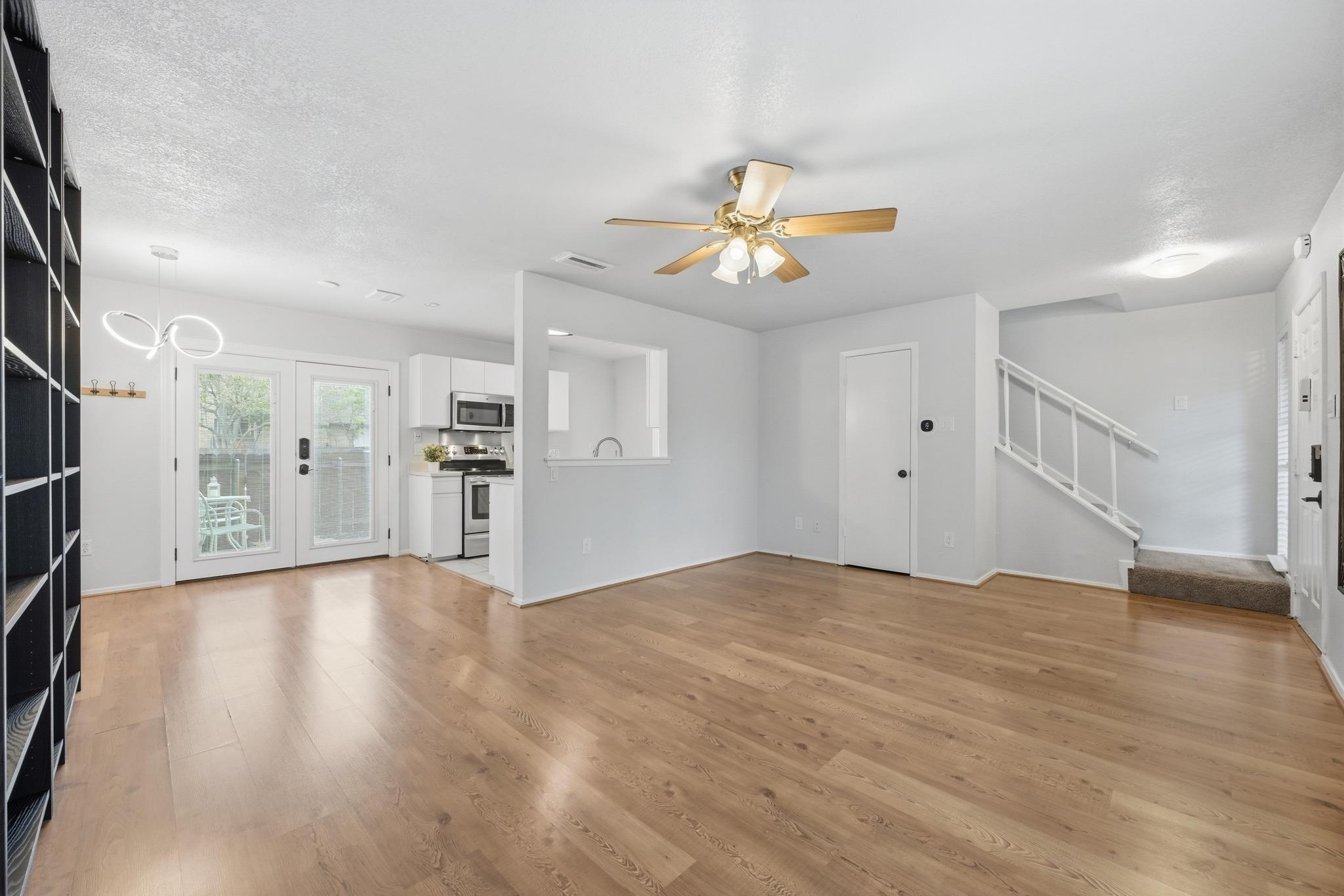 1015 E Yager Ln # 27, Austin, TX 78753