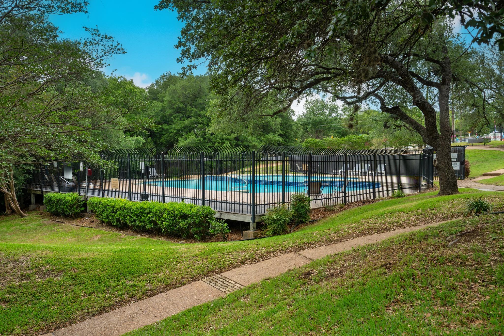 1015 E Yager Ln # 27, Austin, TX 78753