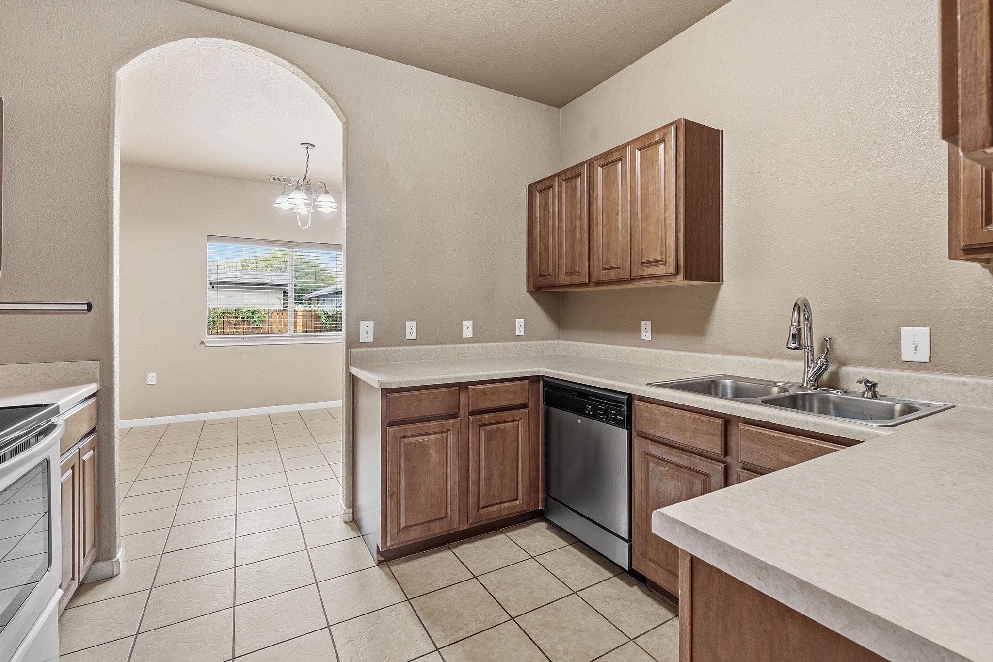 2522 Magin Meadow Dr, Austin, TX 78744