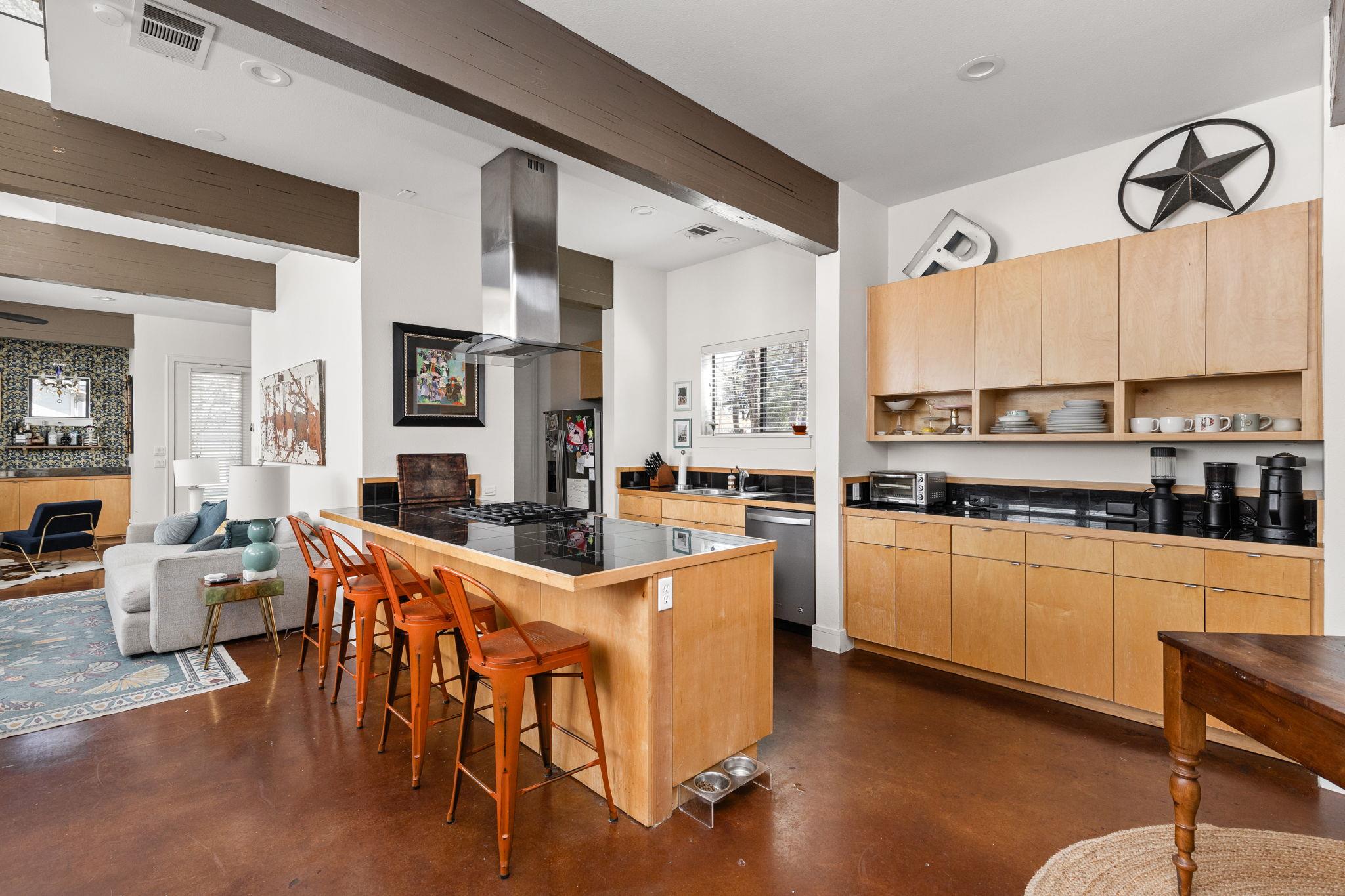 1708 Harvey # 1, Austin, TX 78702