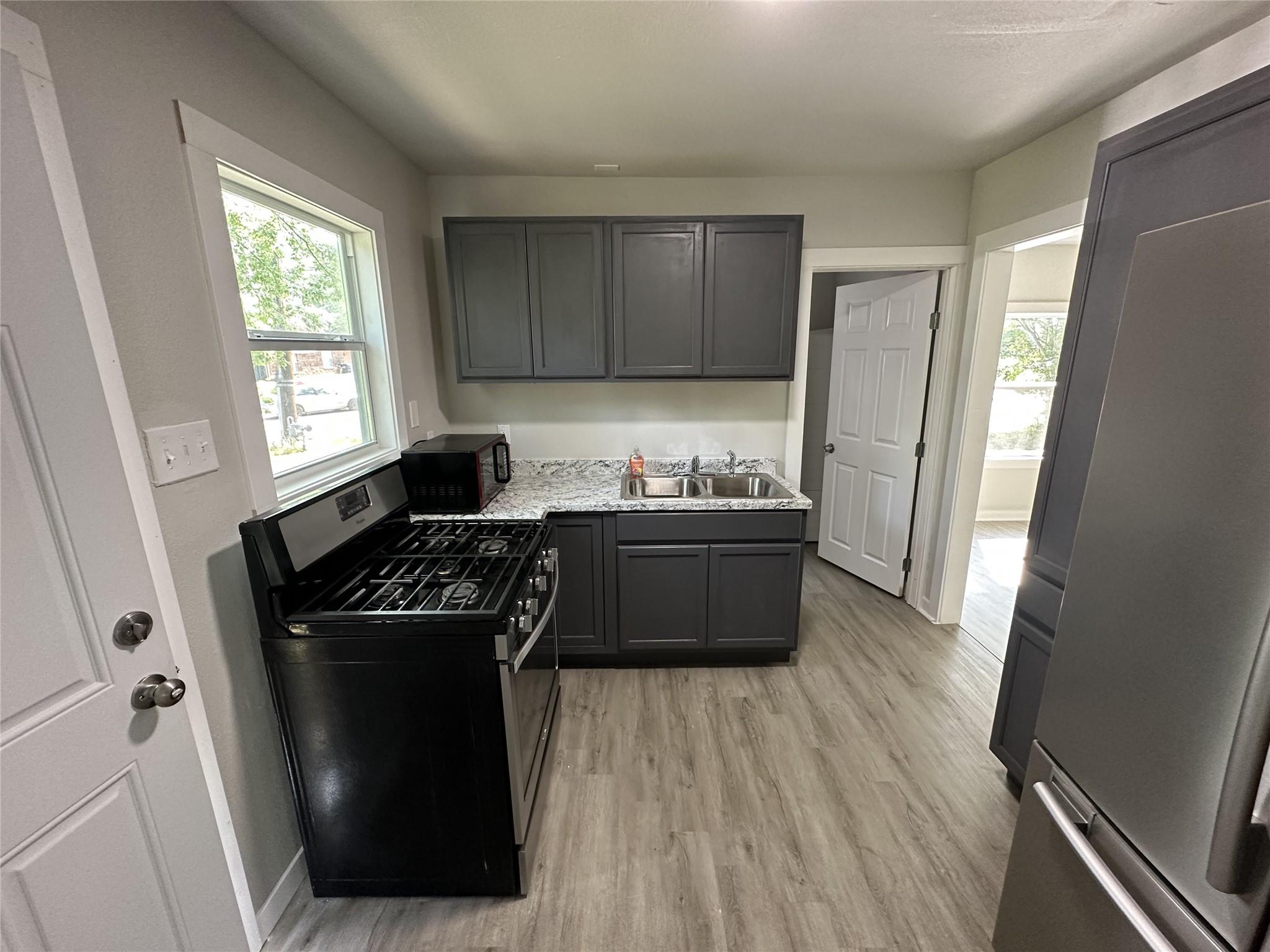 622 Scarbrough St, Rockdale, TX 76567