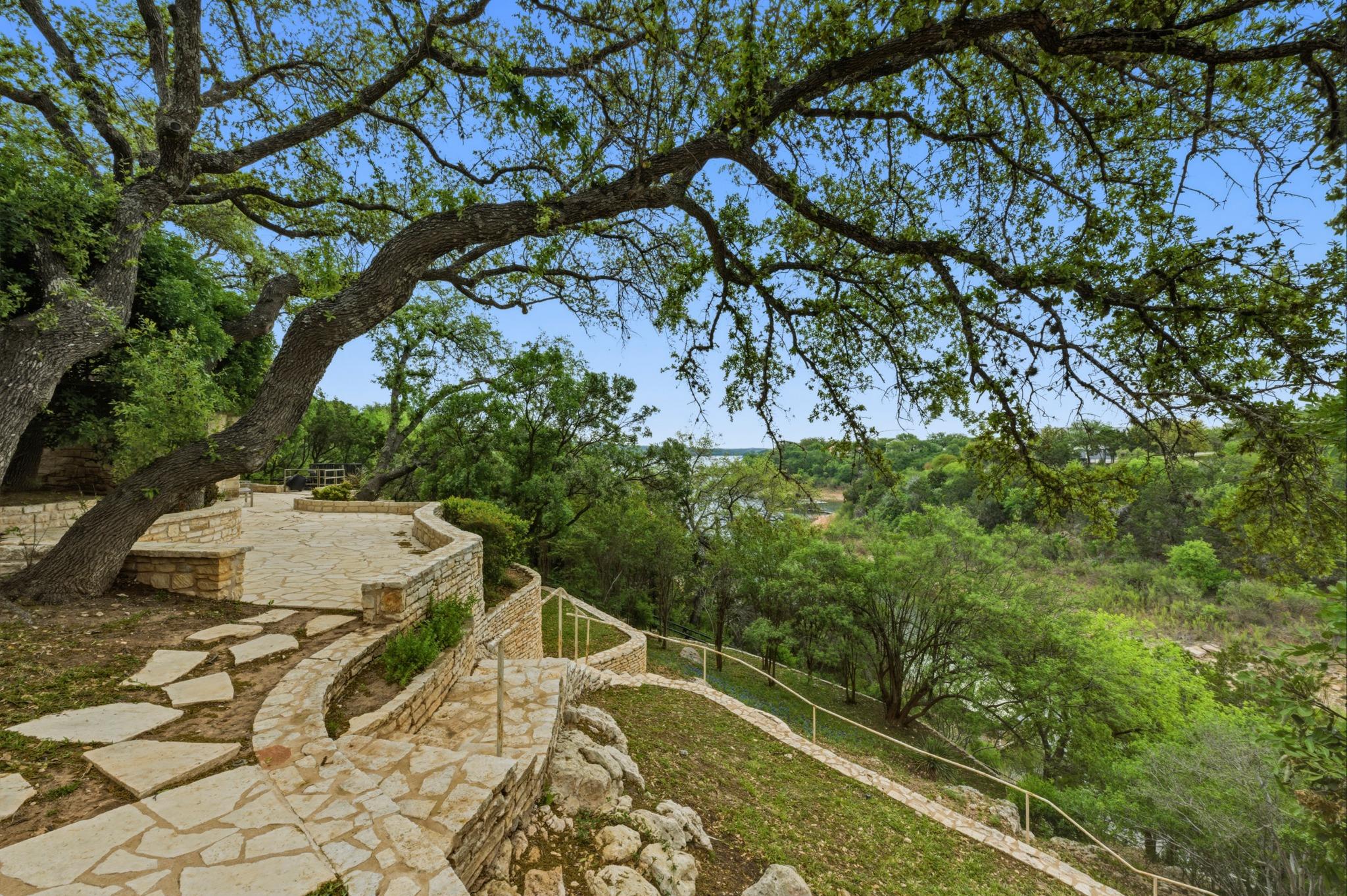 2701 Sailboat Pass, Spicewood, TX 78669