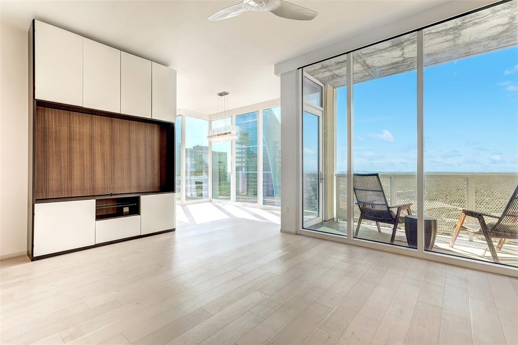 301 West Ave # 3105, Austin, TX 78701